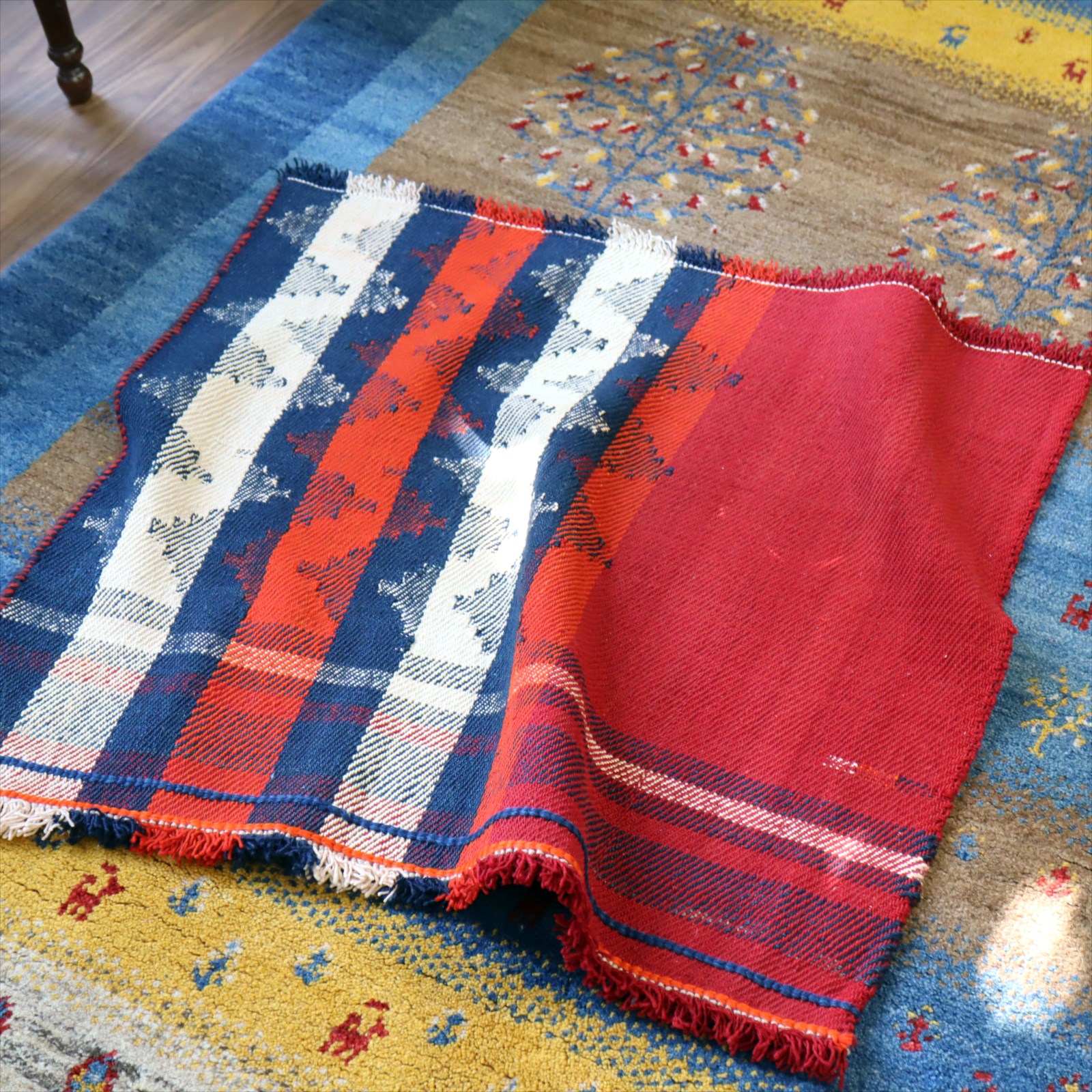 【15%OFF】オールドジャジム（テント装飾用）・カシュカイ族シラーズ65×76cm フラグメント