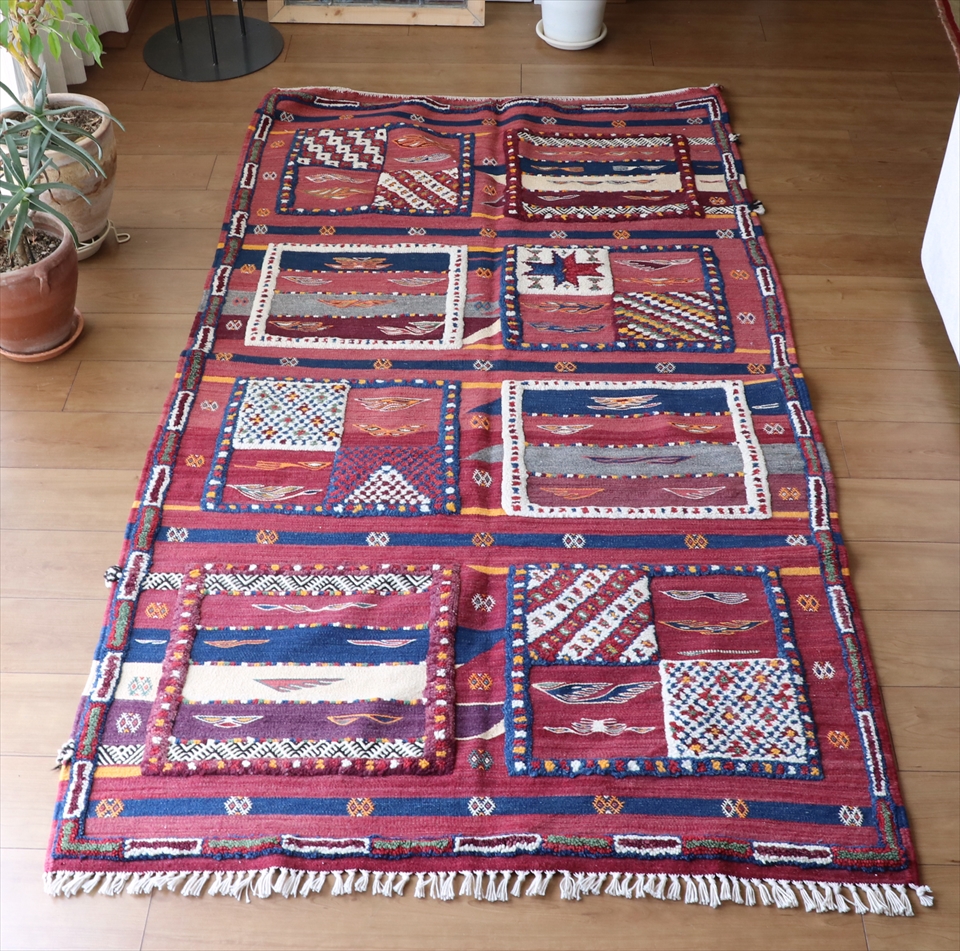 モロッコキリム・タピグラウイ凹凸のあるパイル織り202×115cm センターラグボルドー＆ネイビー