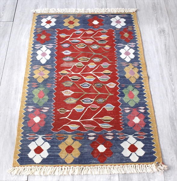 Turkish Kilim 手織りの草木染キリム・コンヤ　ヤストゥクサイズ97×63cm 麦の穂と花　レッド/インディゴブルー