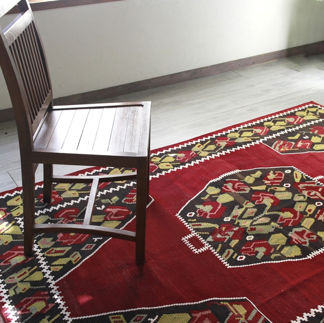 オールドキリム トルキッシュカラバー217×138cm バラの花の六角メダリオン