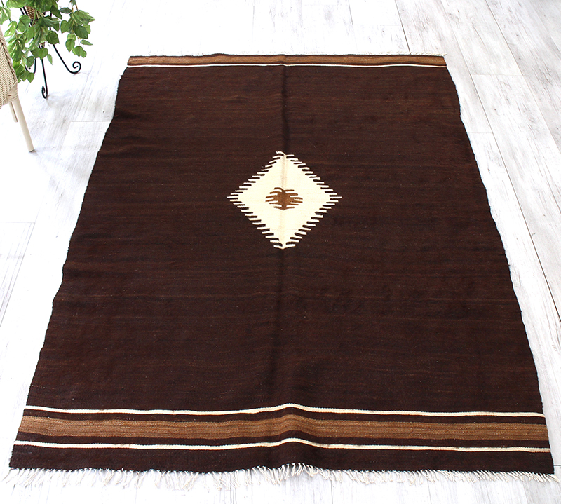 オールドキリム 毛布のような柔らかな織り地 Battaniye171×135cm ナチュラルカラー ひし形のメダリオン