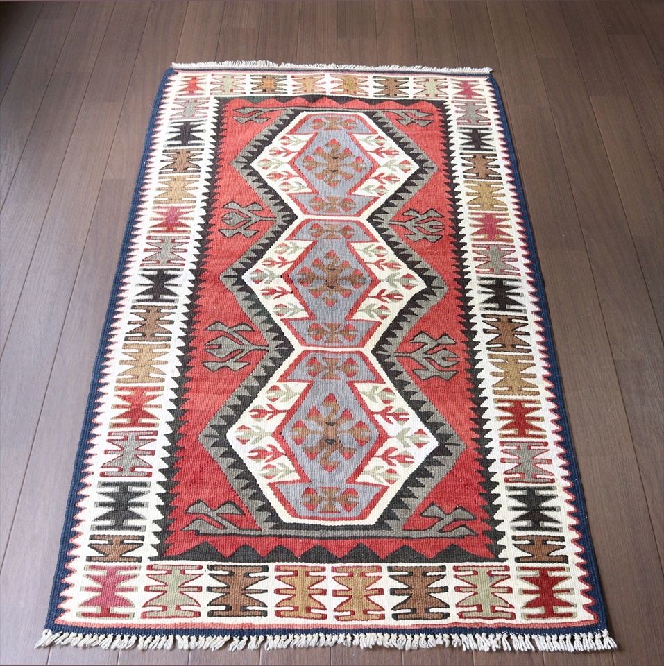 【30%off】トルコの手織りキリム アダナ133×75cm ３つのエリベリンデ