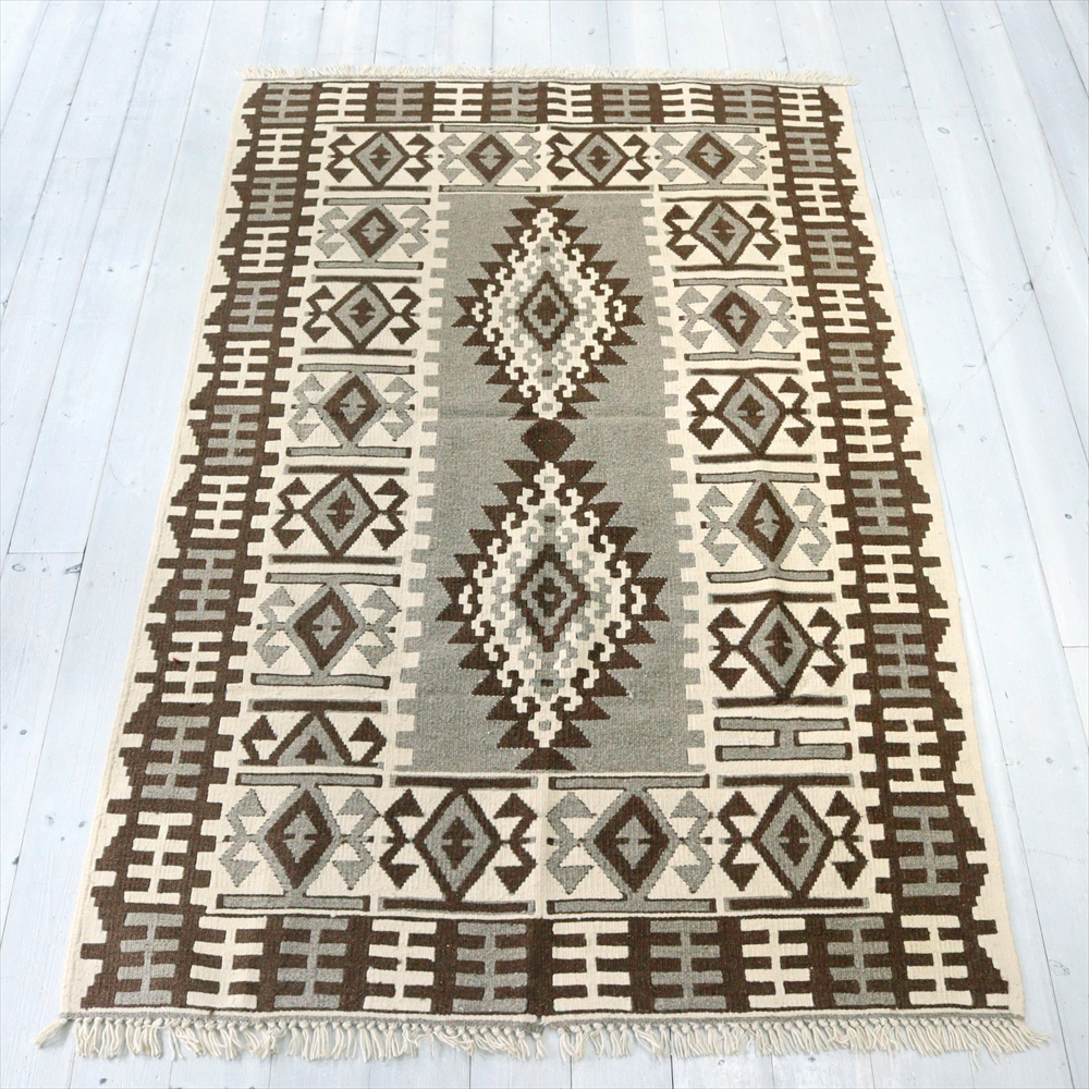 やわらかな織りのカイセリ産キリム・セッヂャーデ180×113cm ナチュラルモノトーン