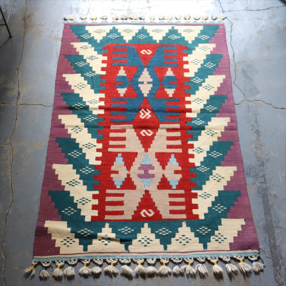 カイセリキリム　チェイレキ115×78cm