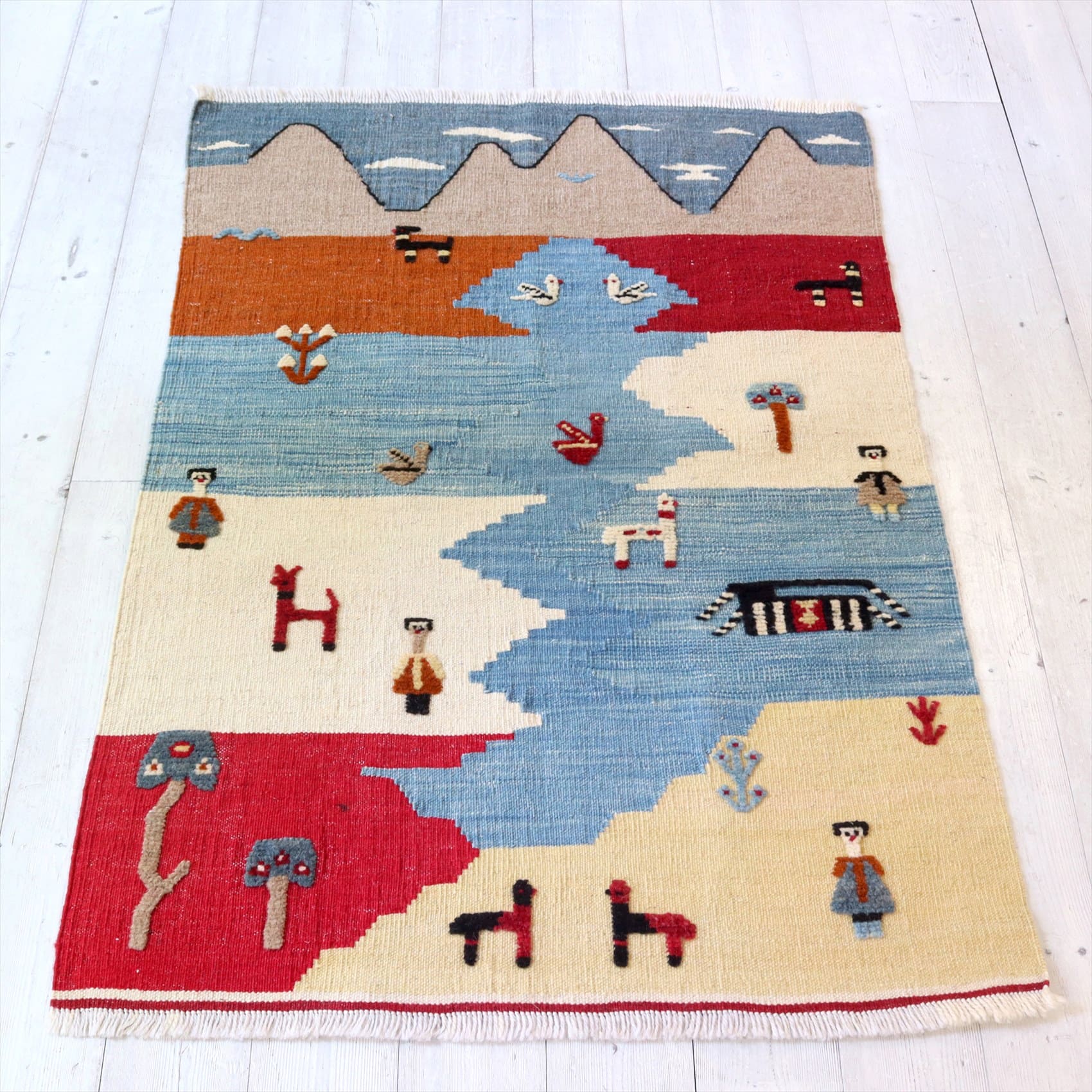 ギャッベキリム　遊牧民の織る風景のラグ109×76cm 山々とカシュカイ族