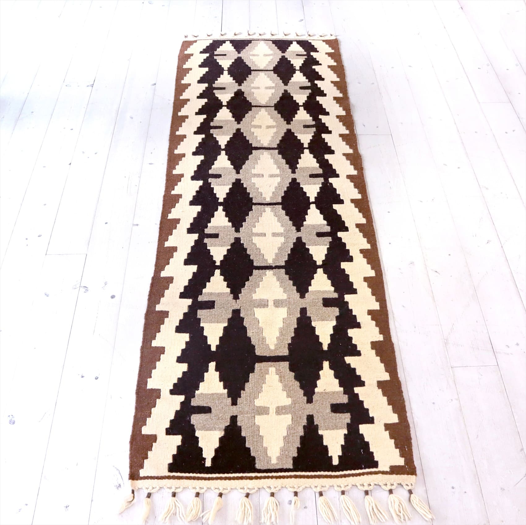 トルコの手織りキリム カイセリ183×59cm 狼の口