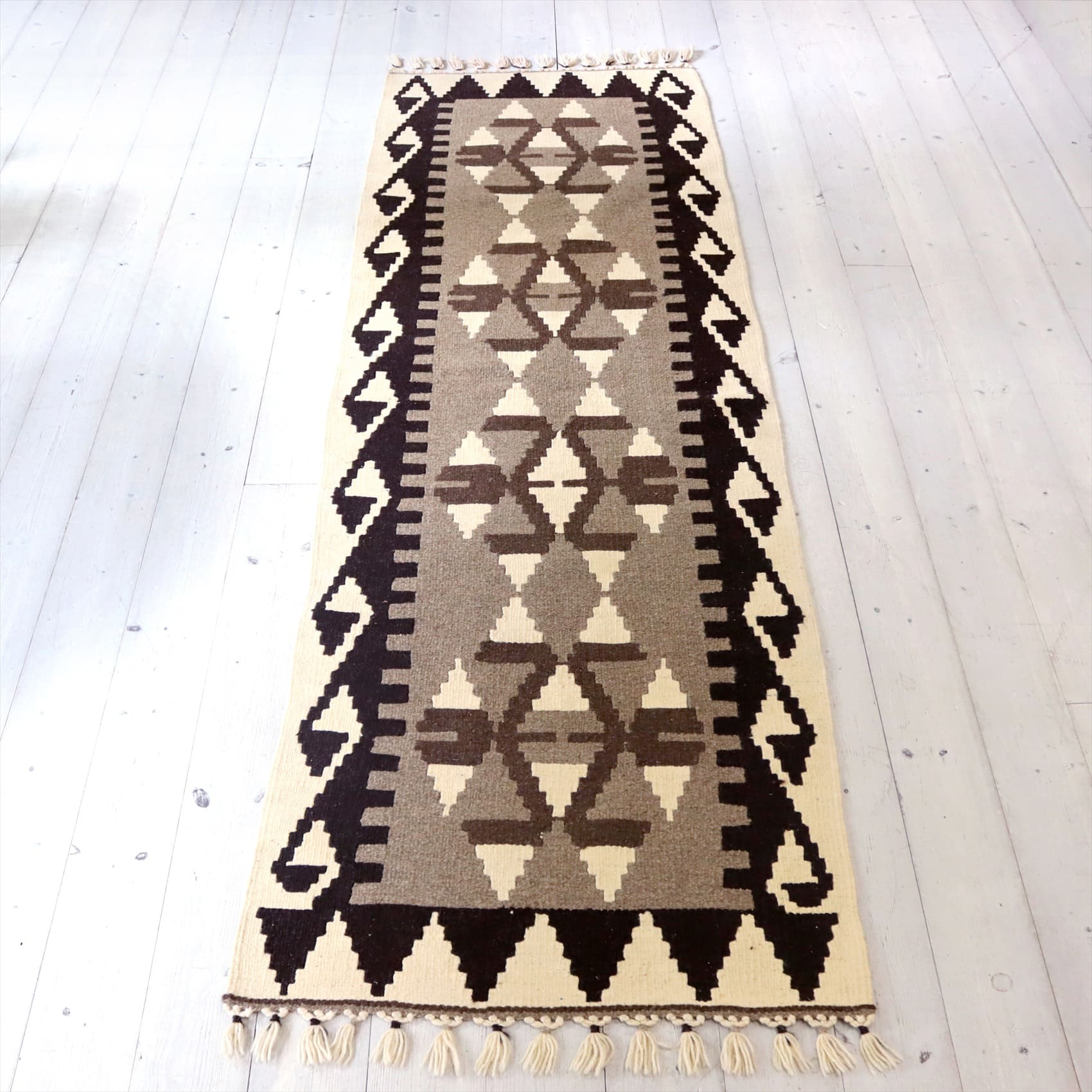 トルコの手織りキリム カイセリ194×63cm 狼の足跡