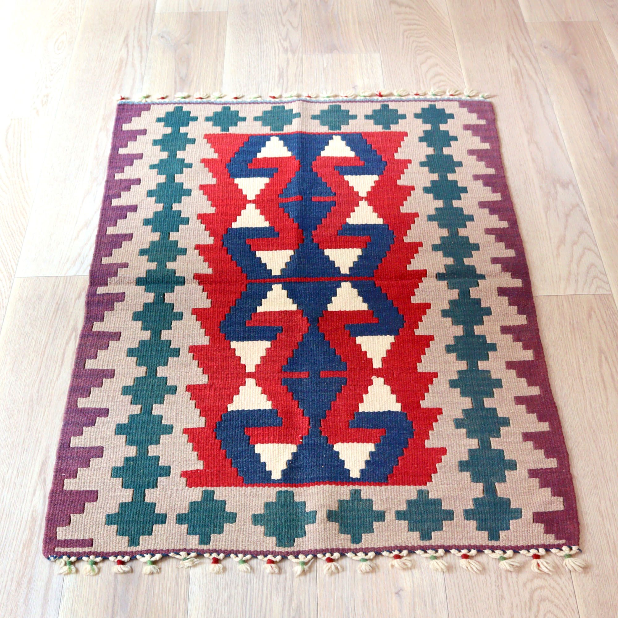【15%OFF】手織りキリム トルコ カイセリ112×80cm 雄羊の角