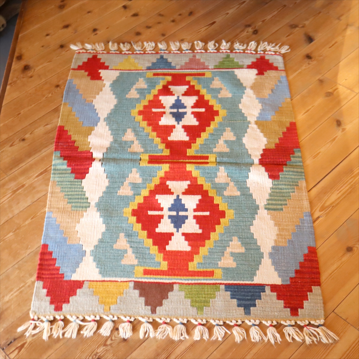 カイセリキリム　チェイレキ108×76cm