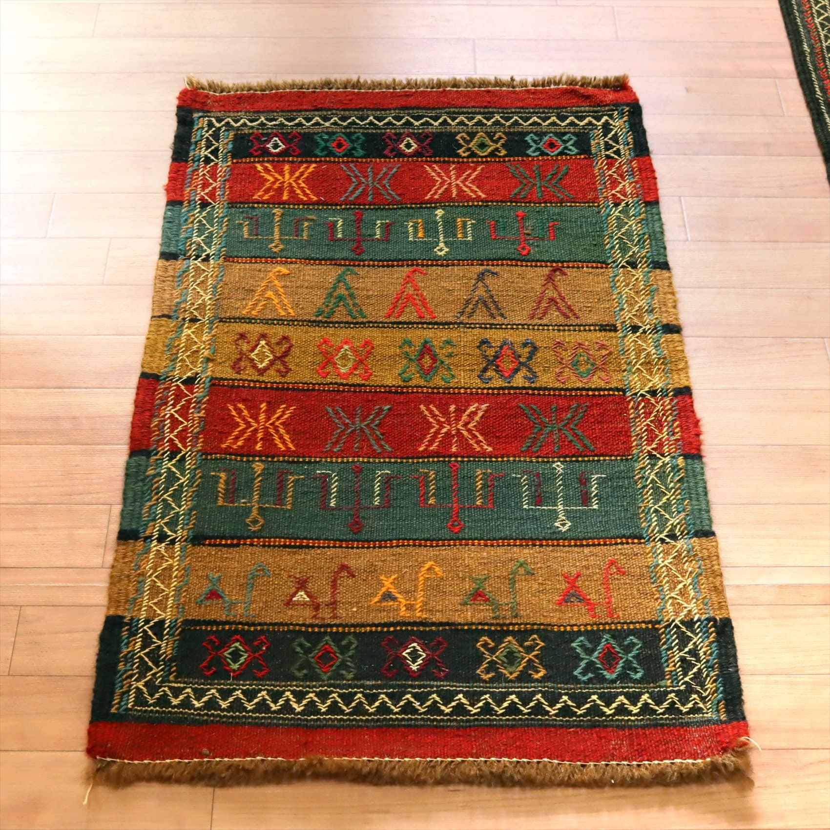 東イランの素朴な手織りキリム グチャン93×58cm 幾何学モチーフのボーダー