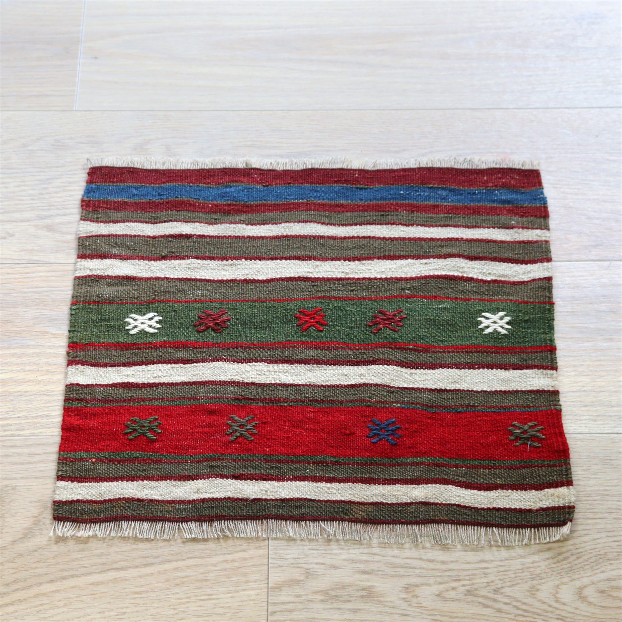【15%OFF】オールドキリム バルケスィール38×43cm サドルバッグのカットピース