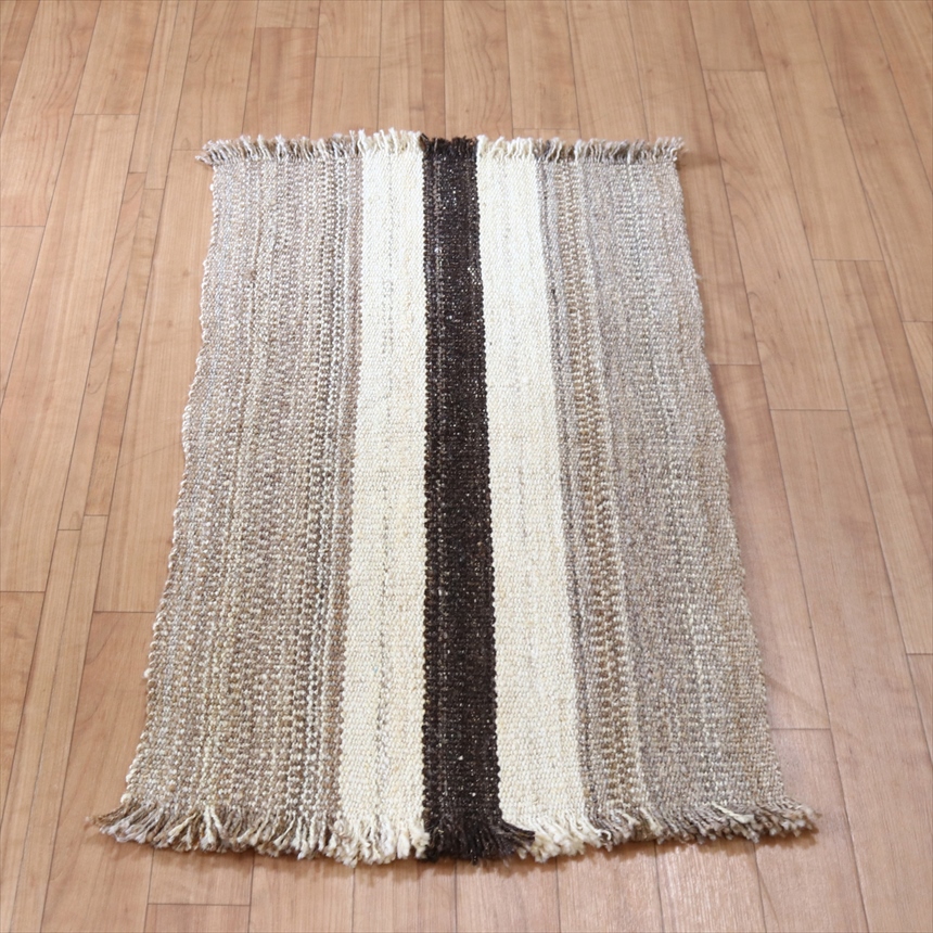手織りキリム　無染色ナチュラルカラー88×50cm