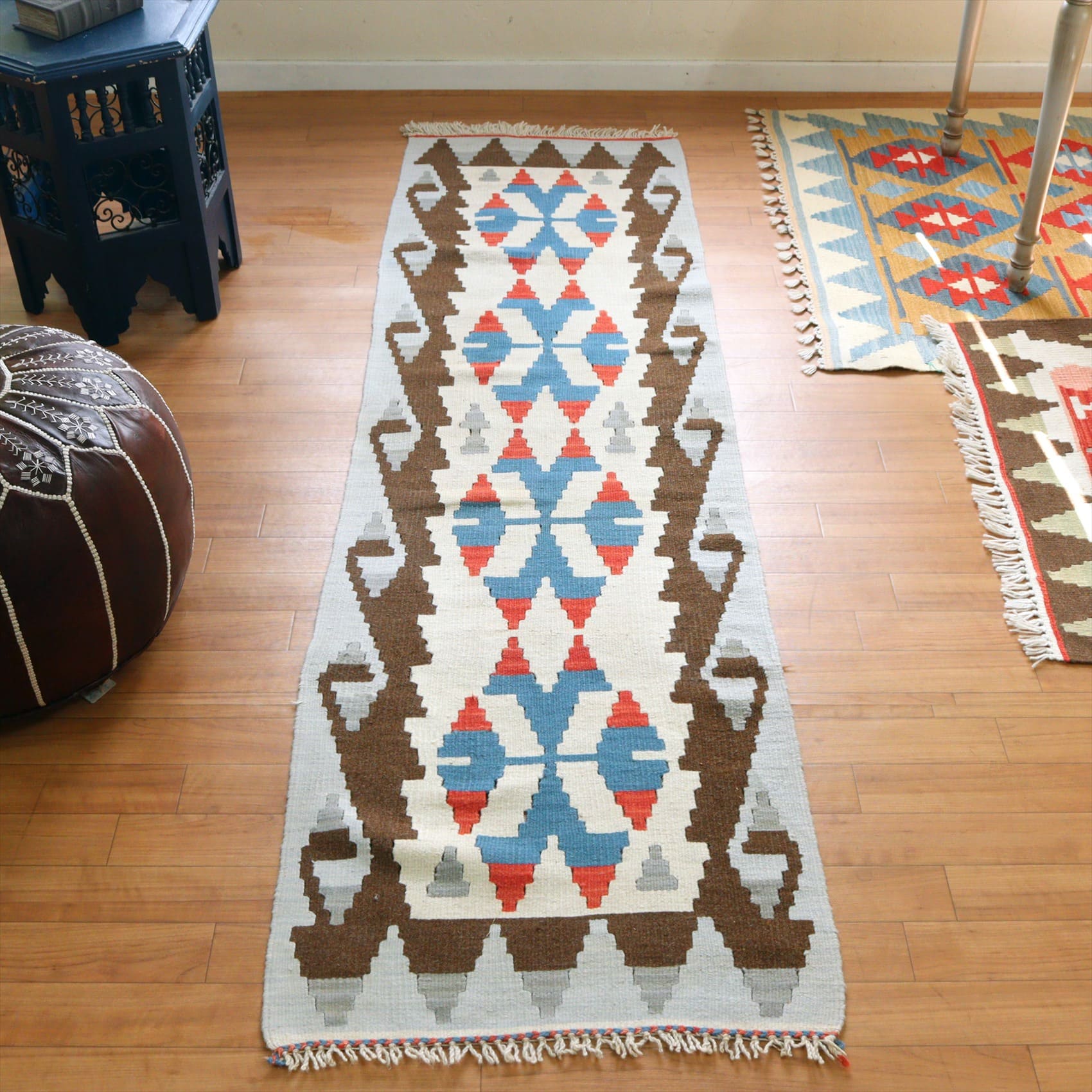トルコの手織りキリム カイセリ206×57cm 狼の足跡