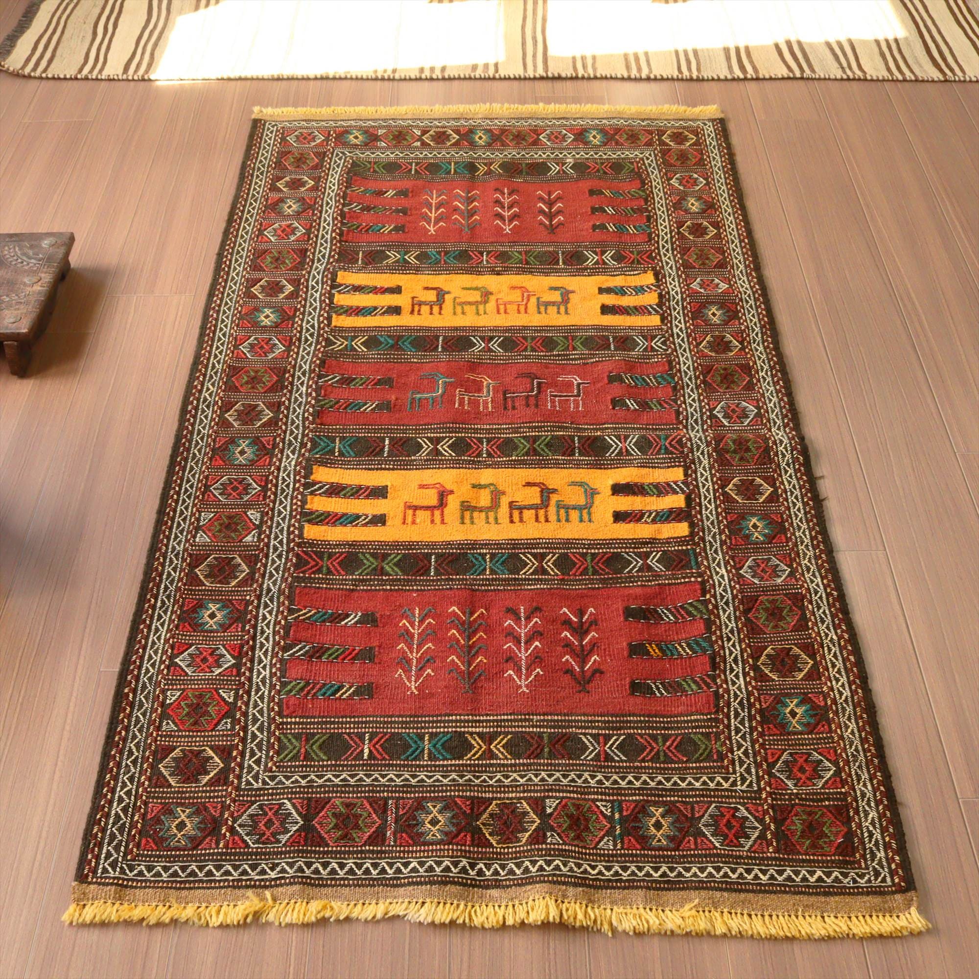 グチャン イランの手織りキリム175×95cmヤギと生命の樹