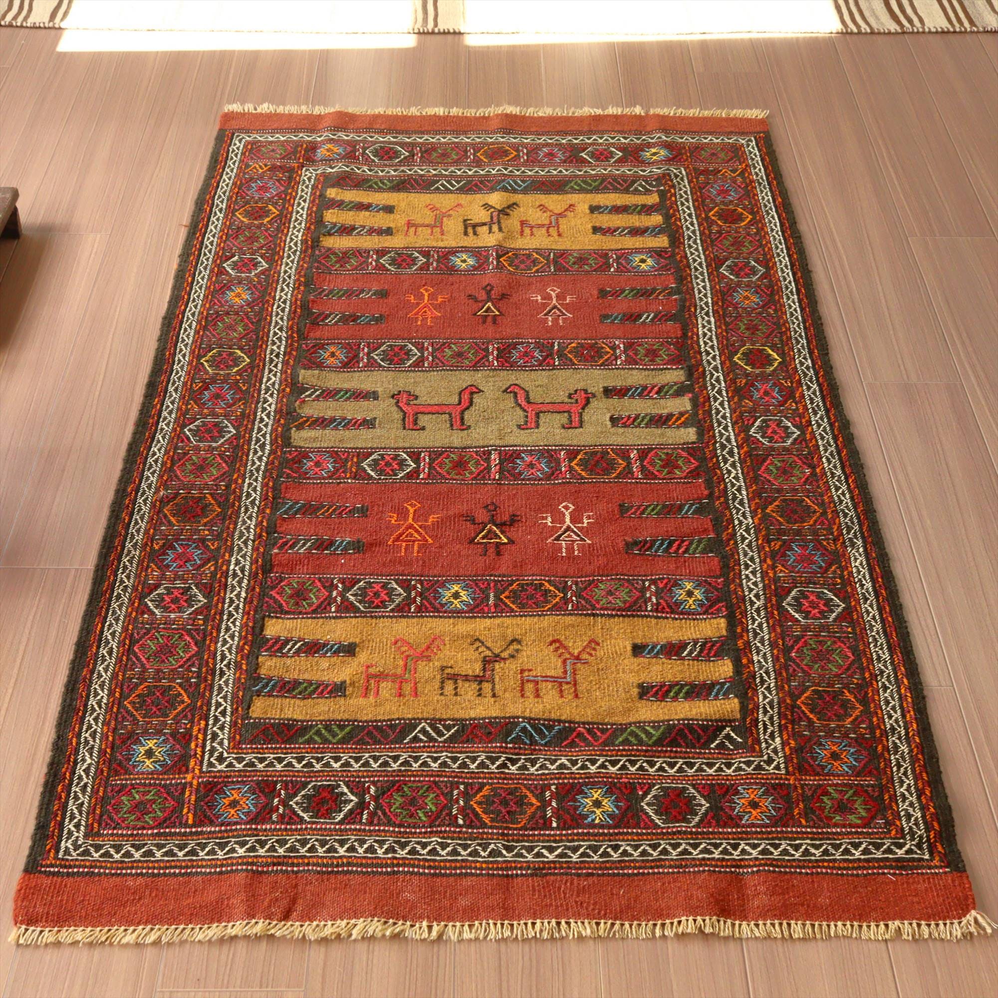 グチャン イランの手織りキリム174×103cm動物と人