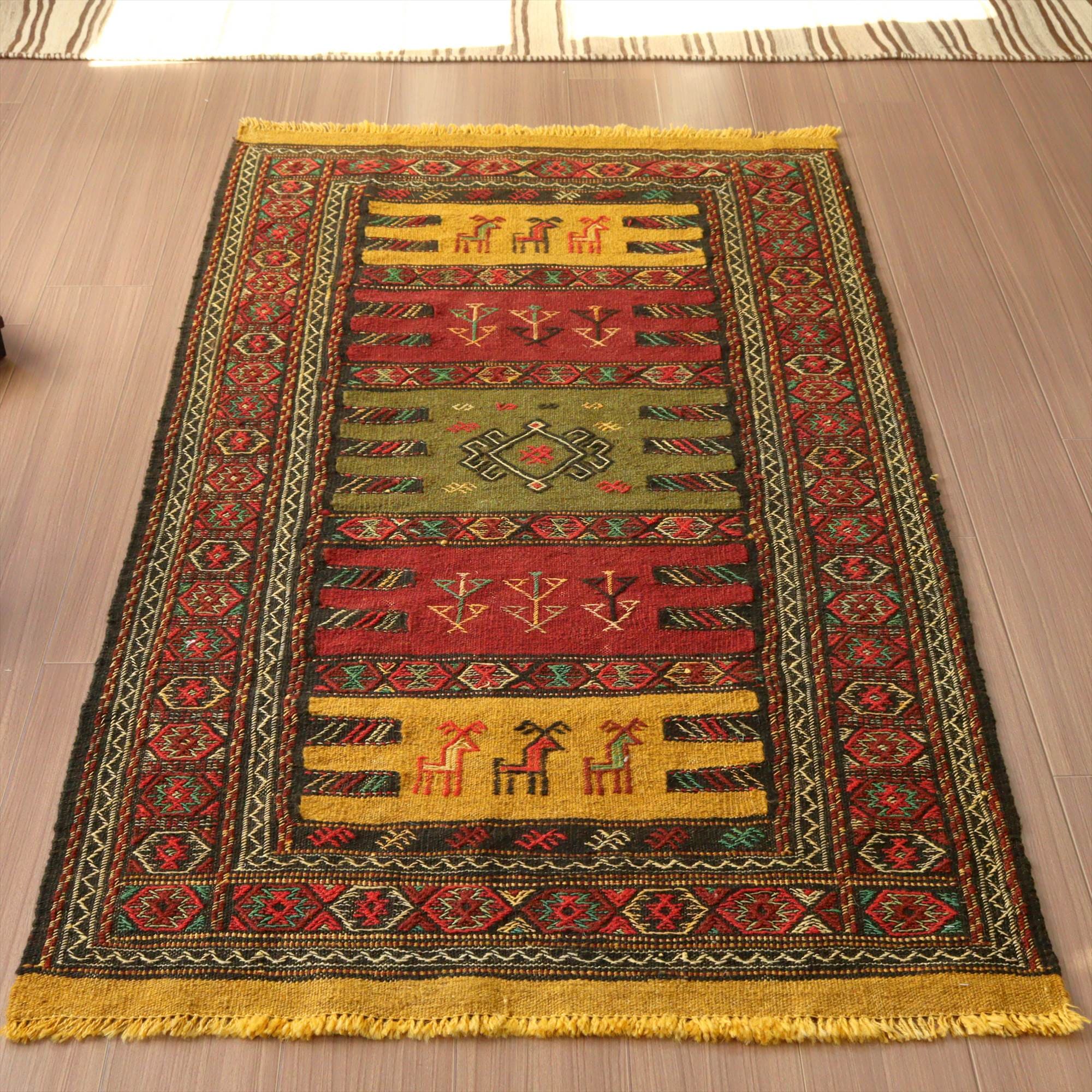 グチャン イランの手織りキリム175×86cmヤギと生命の樹
