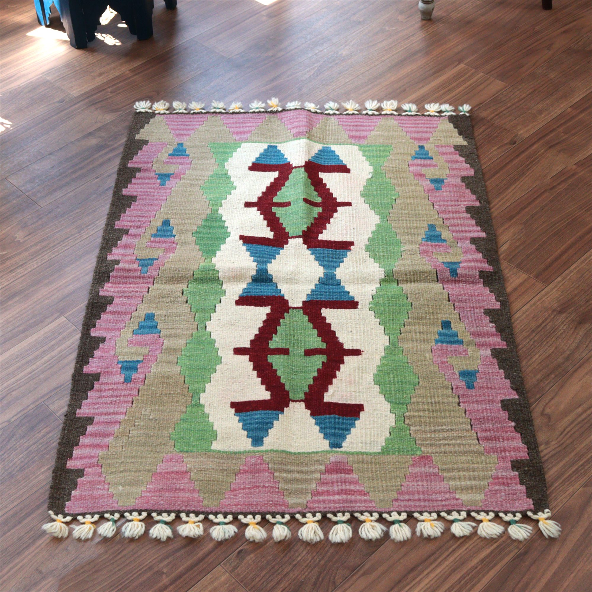 カイセリ産手織りキリム110×82cm ベージュ＆パープル トルコの手織りラグ