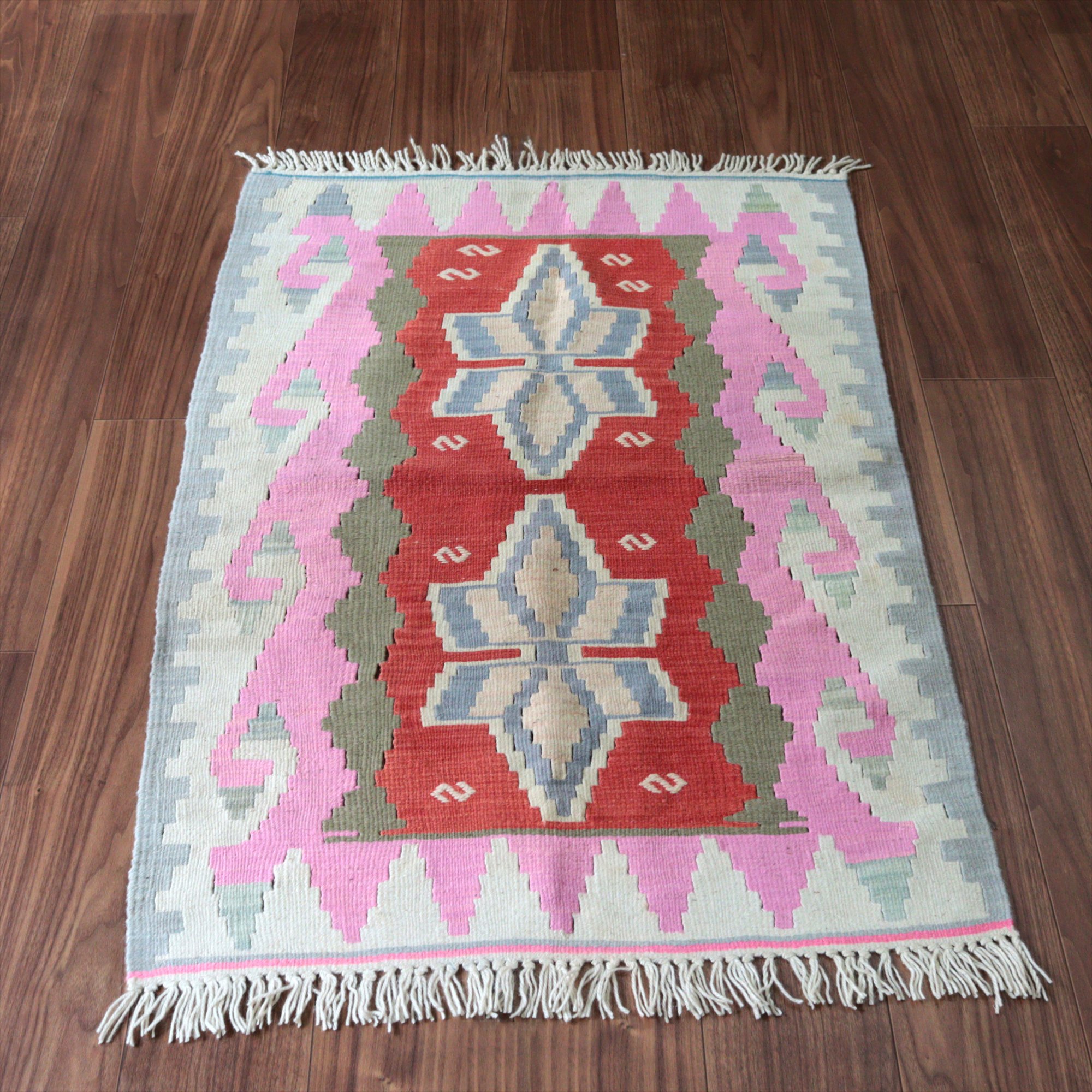 カイセリ産手織りキリム115×77cm レッド＆ピンク トルコの手織りラグ