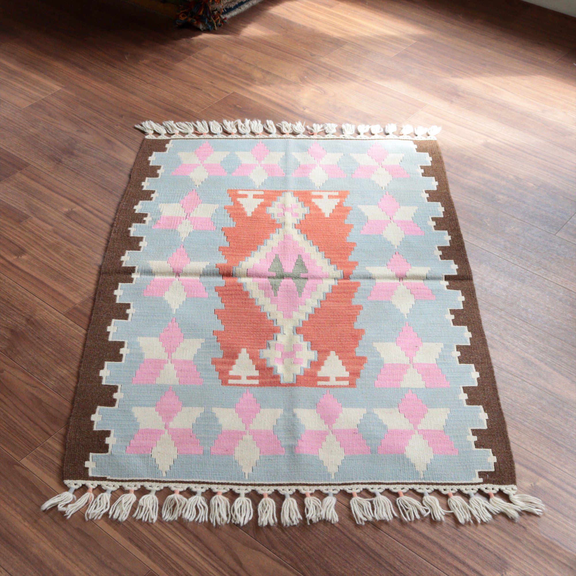 カイセリ産手織りキリム113×83cm パステルカラー トルコの手織りラグ