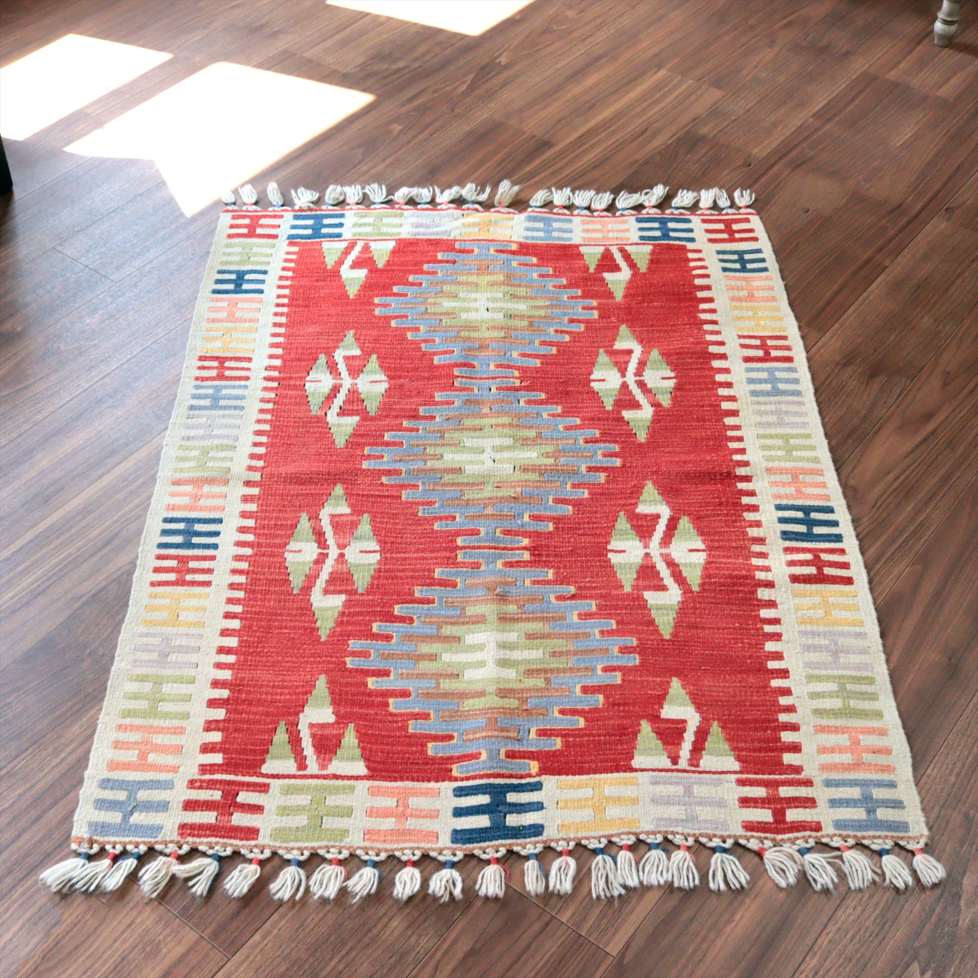 カイセリ産手織りキリム117×89cm レッド＆ベージュ トルコの手織りラグ