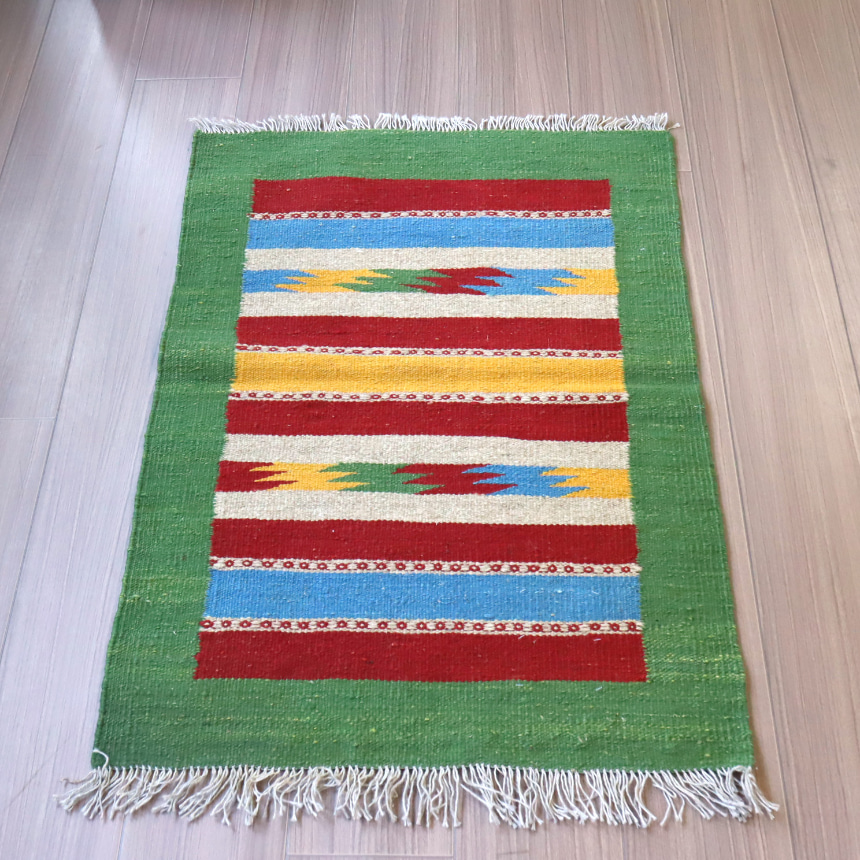 シラーズキリム　カシュカイ族の手織りラグ90×63cm 玄関マットサイズ