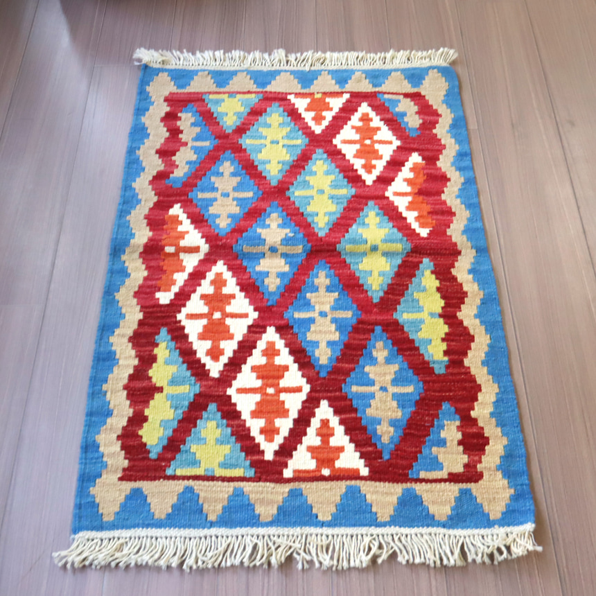 シラーズキリム　カシュカイ族の手織りラグ98×64cm 玄関マットサイズ