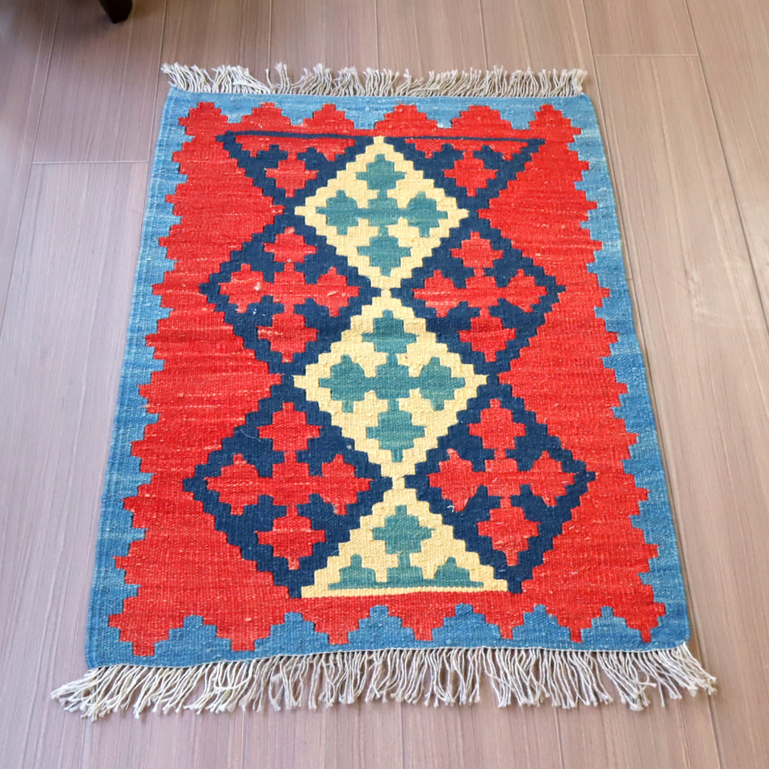 シラーズキリム　カシュカイ族の手織りラグ80×59cm 玄関マットサイズ