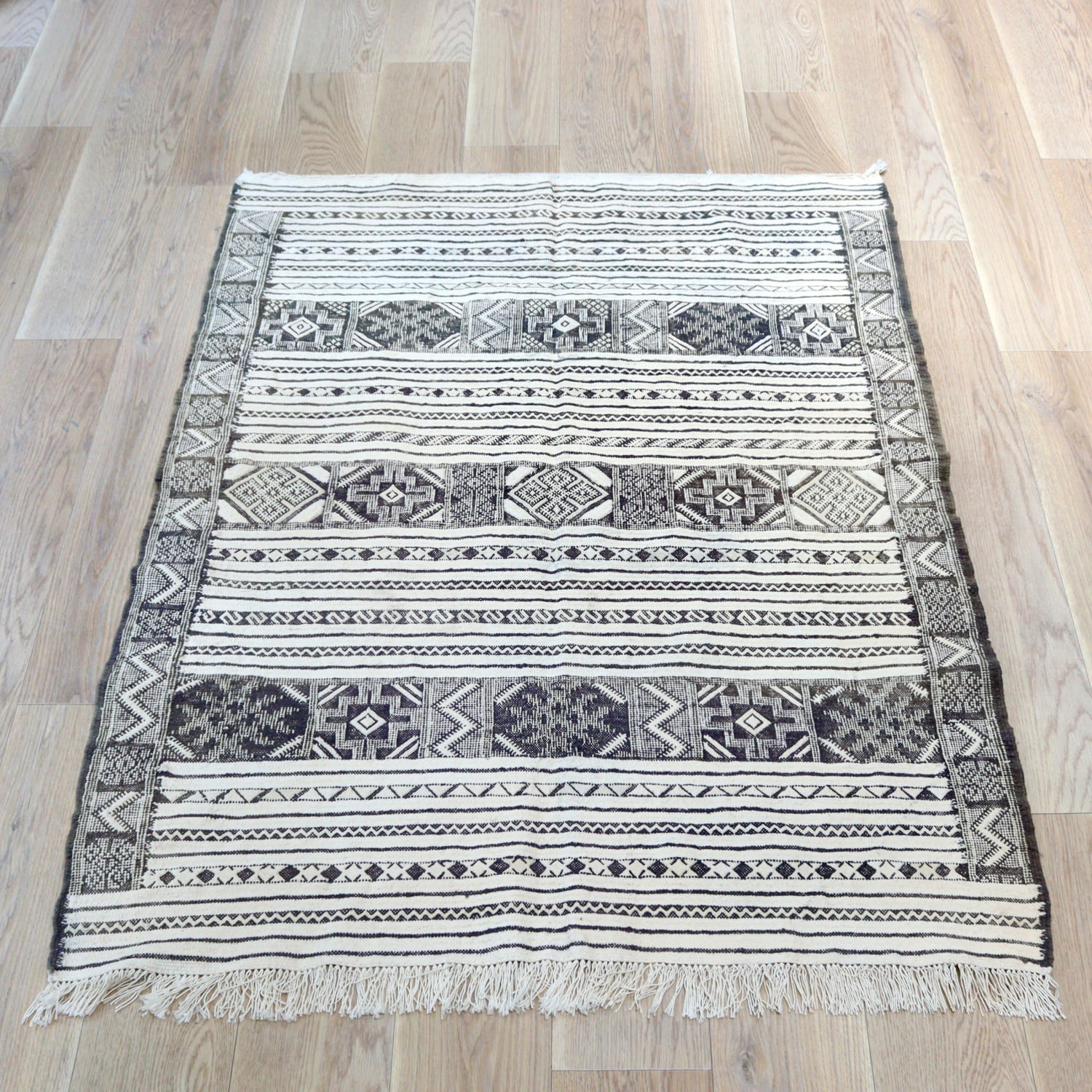 【15%OFF】ベルベル族のオールドキリム モロッコ167×121cm ヴィンテージウォッシュ