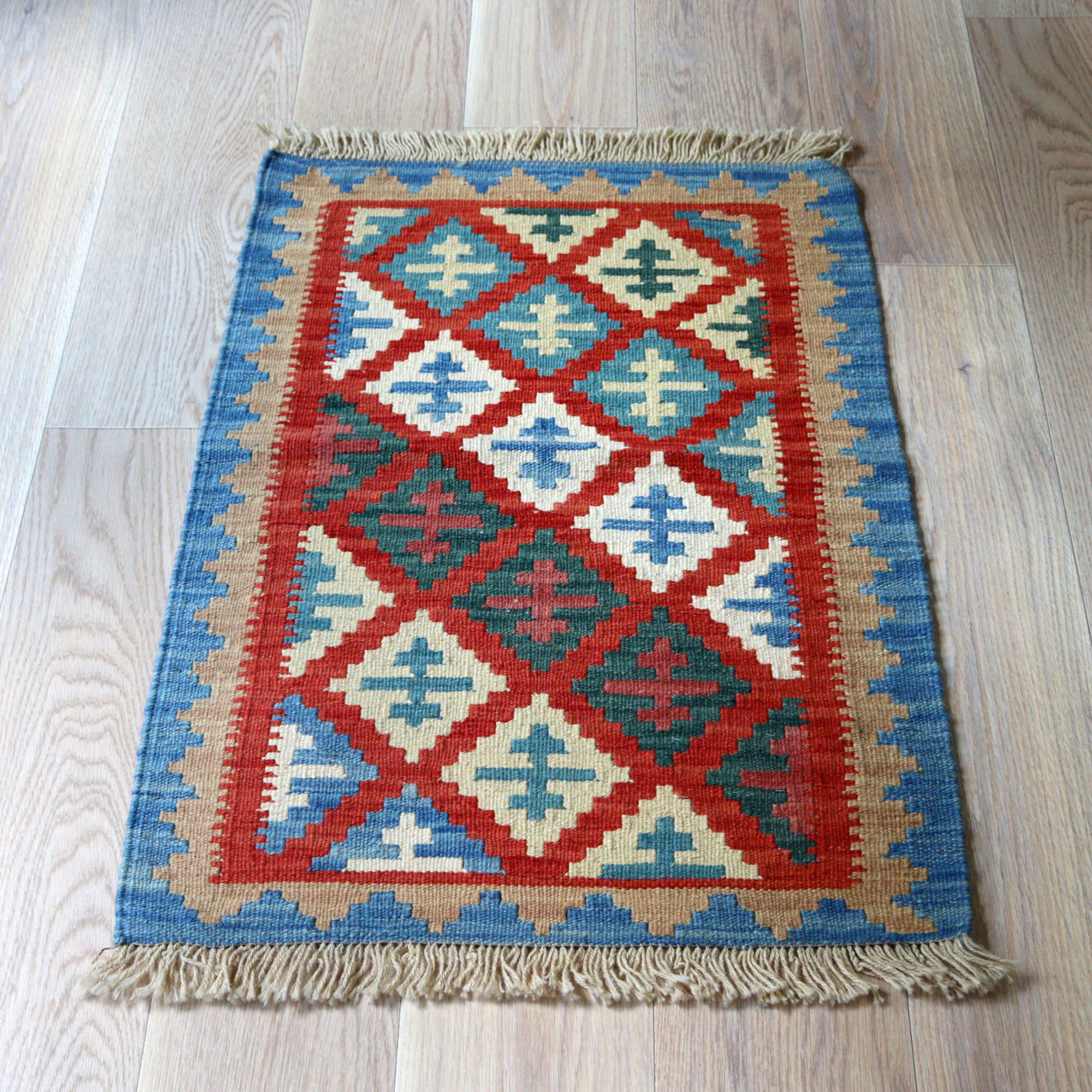 カシュカイキリム イラン 手織り88×63cm カラフルな幾何学モチーフ