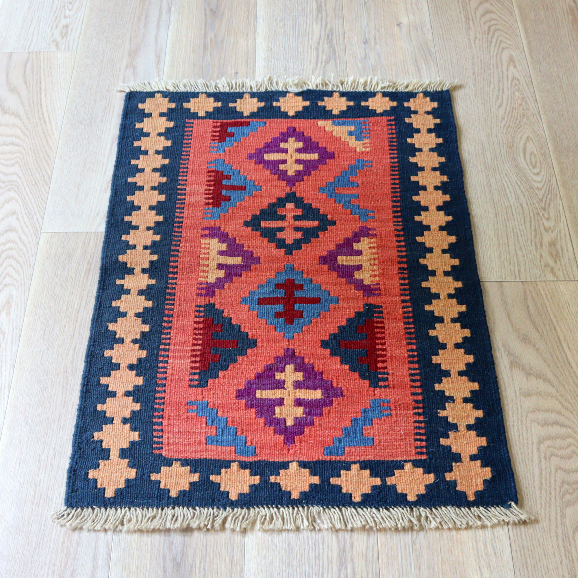 カシュカイキリム イラン 手織り89×62cm カラフルな幾何学モチーフ