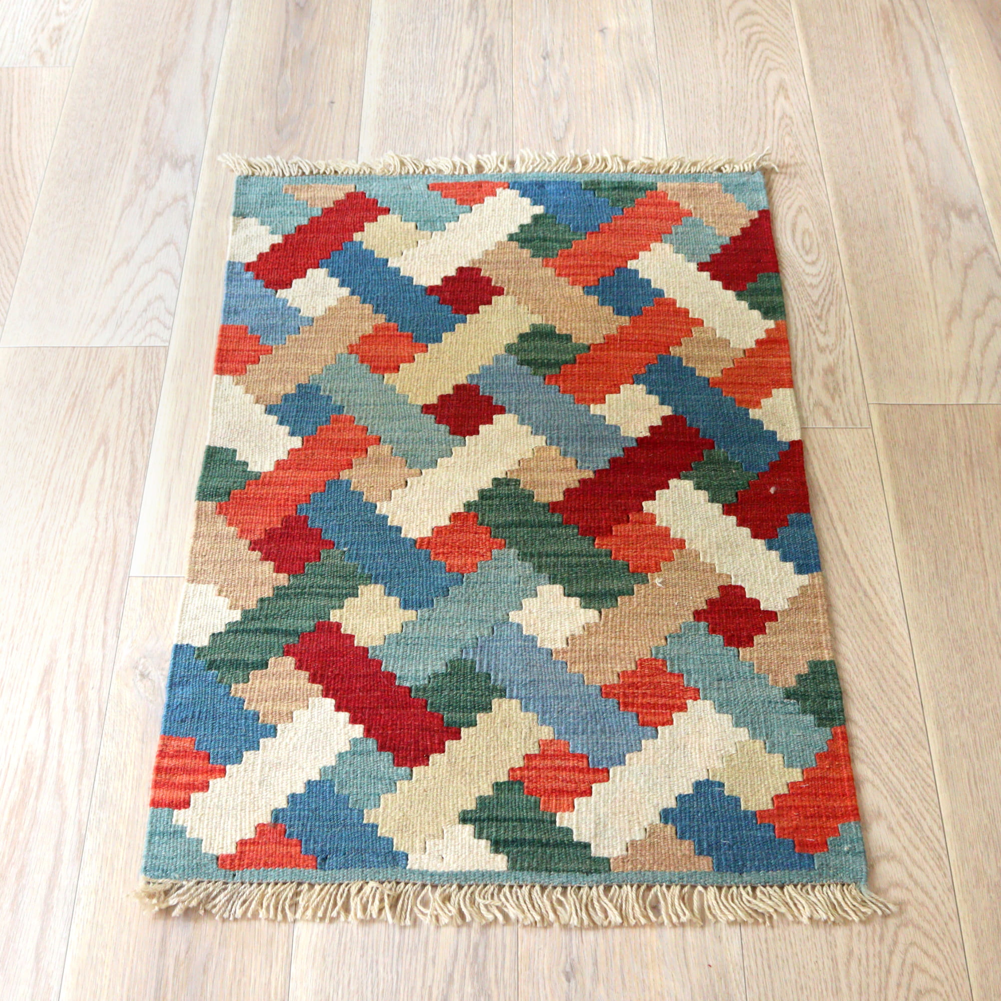【15%OFF】カシュカイキリム イラン 手織り92×60cm カラフルな幾何学モチーフ