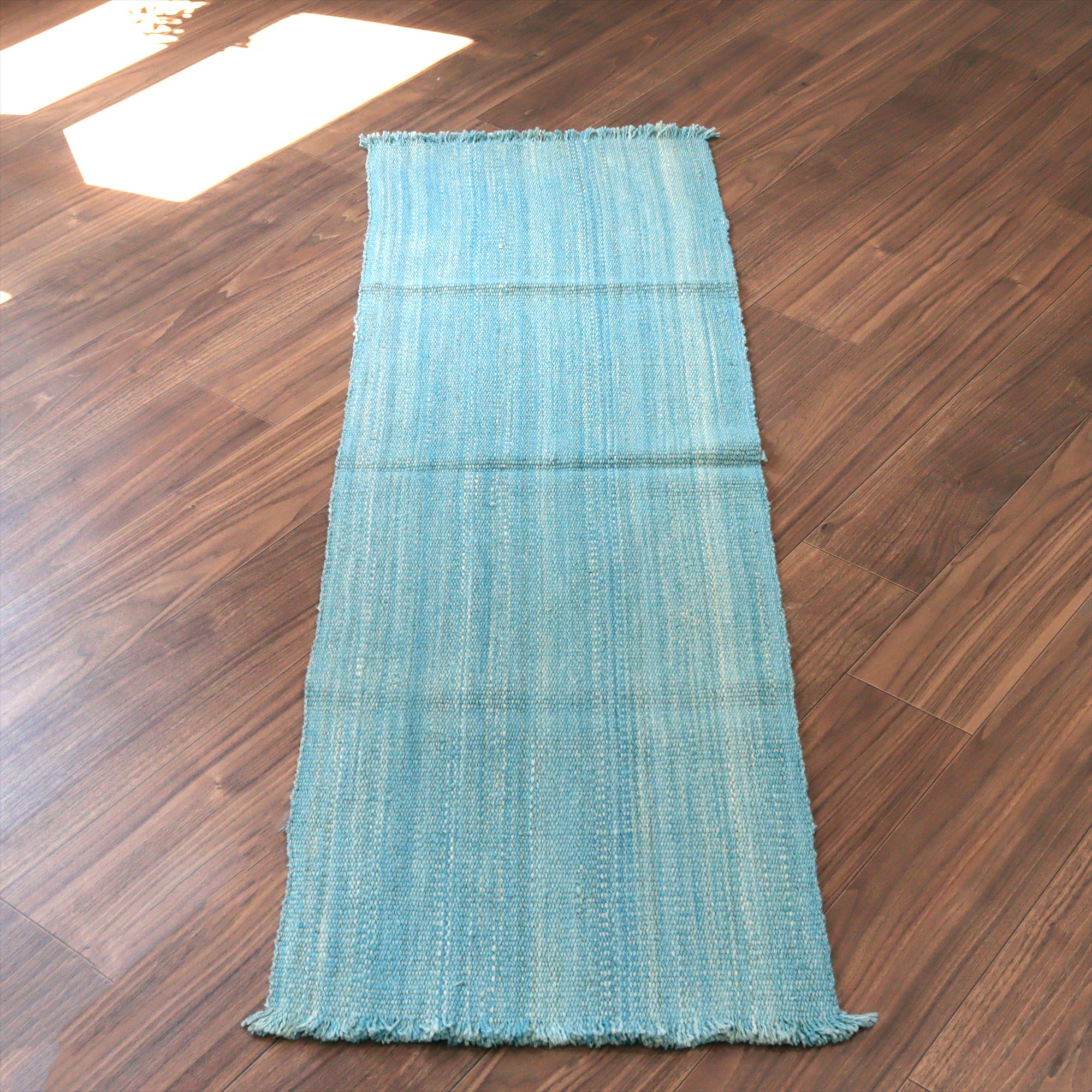 トルコの手織りキリム カルス159×49cm ブルーグラデーション