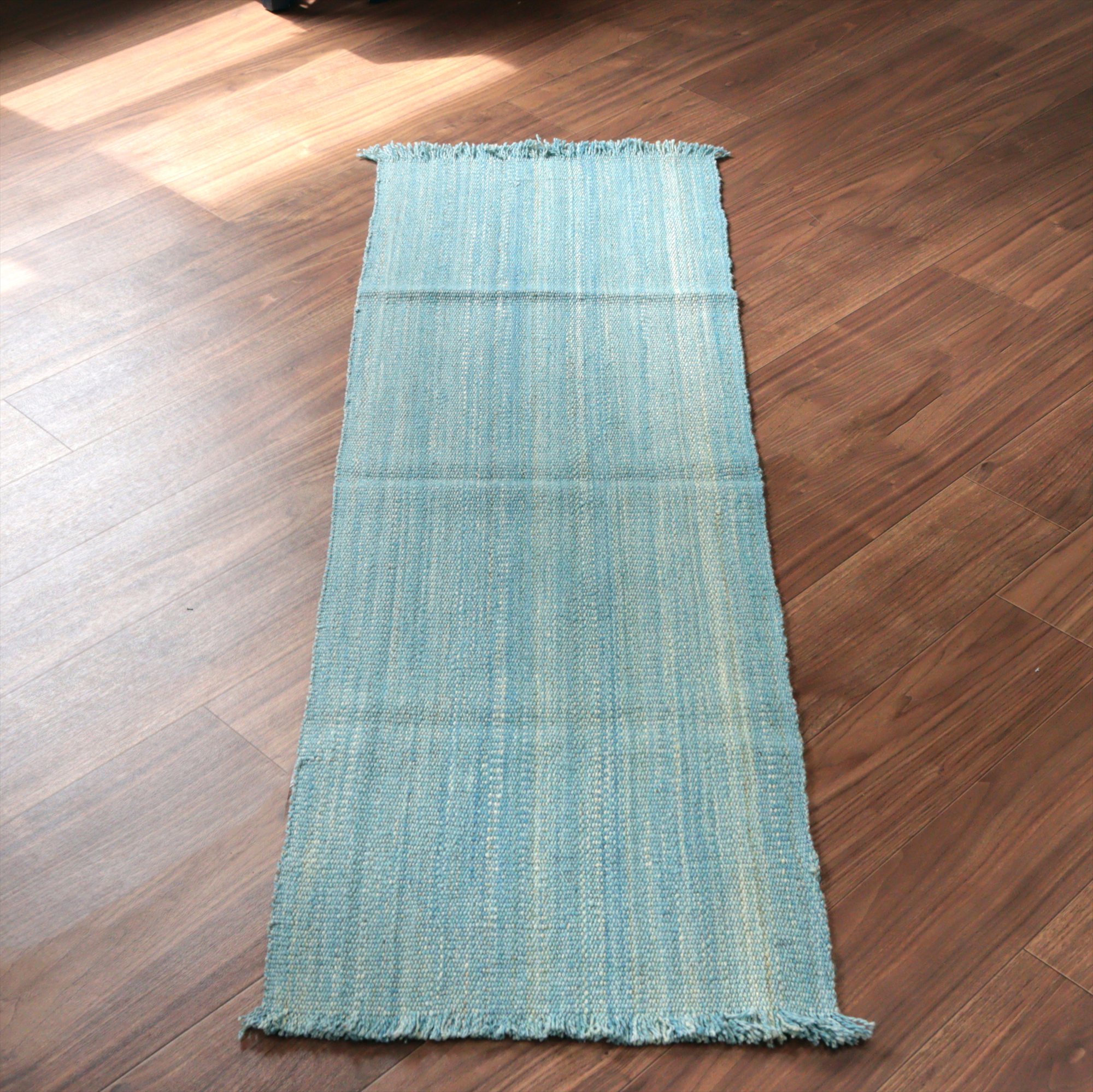 トルコの手織りキリム カルス158×49cm ブルーグラデーション