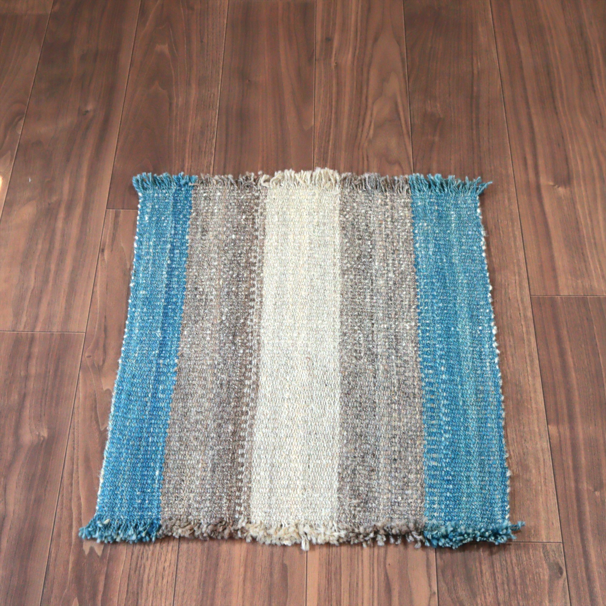 トルコの手織りキリム カルス57×49cm ブルー＆グレー ストライプ