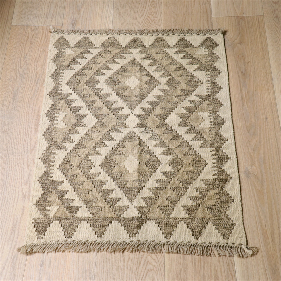 手織りキリム 無染色87×60cm モノトーン　ナチュラルカラー