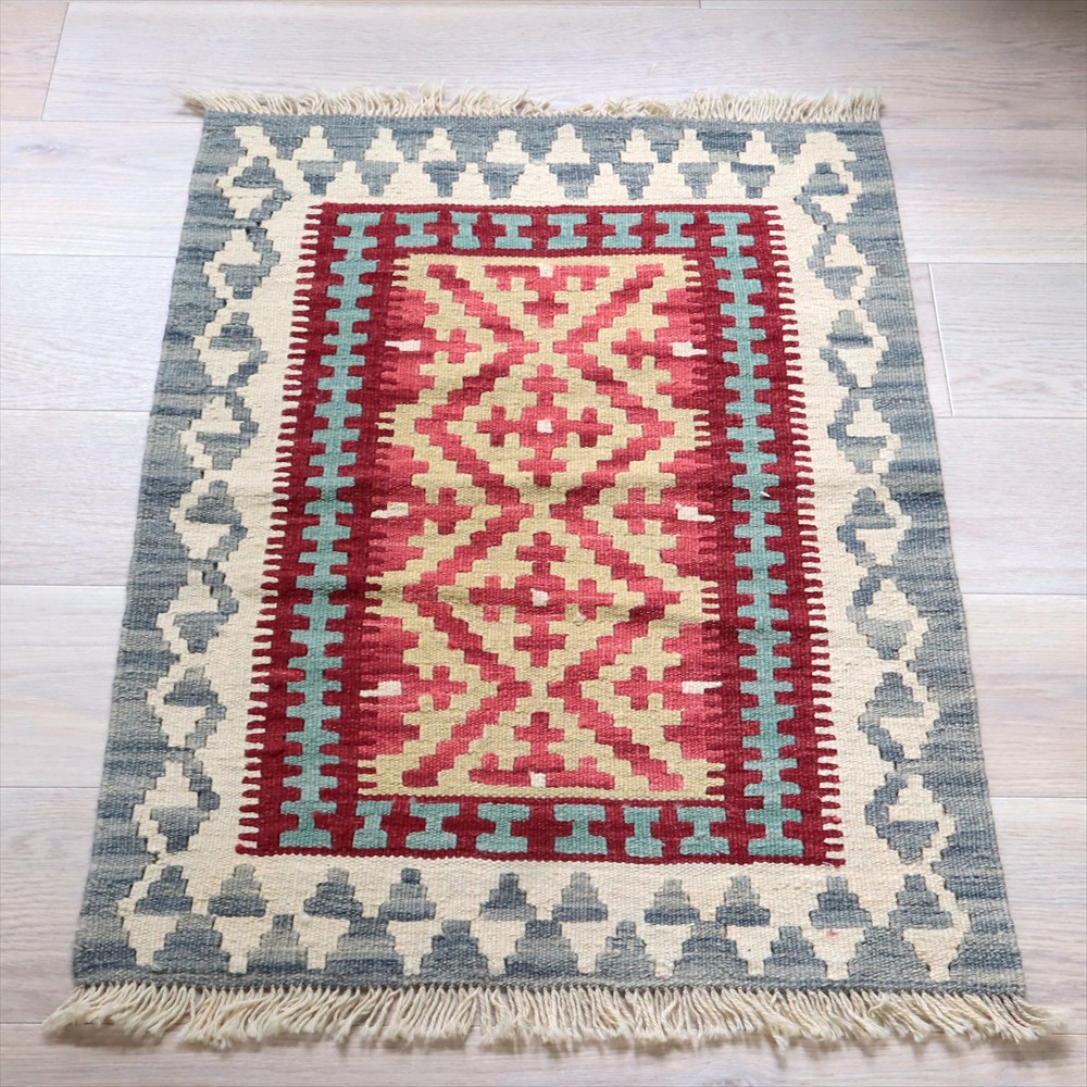 シラーズキリム　カシュカイ族の手織りラグ89×68cm 玄関マットサイズ