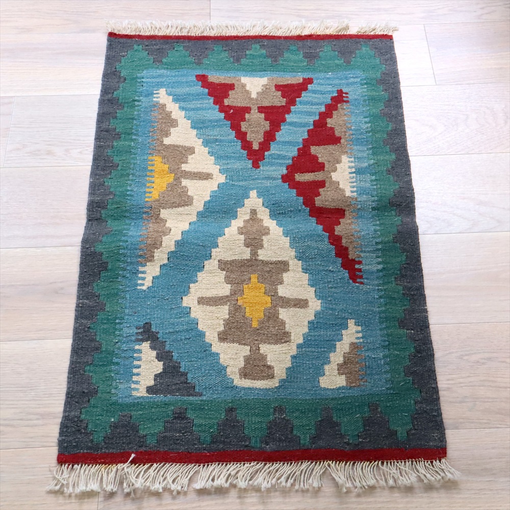 シラーズキリム　カシュカイ族の手織りラグ93×58cm 玄関マットサイズ
