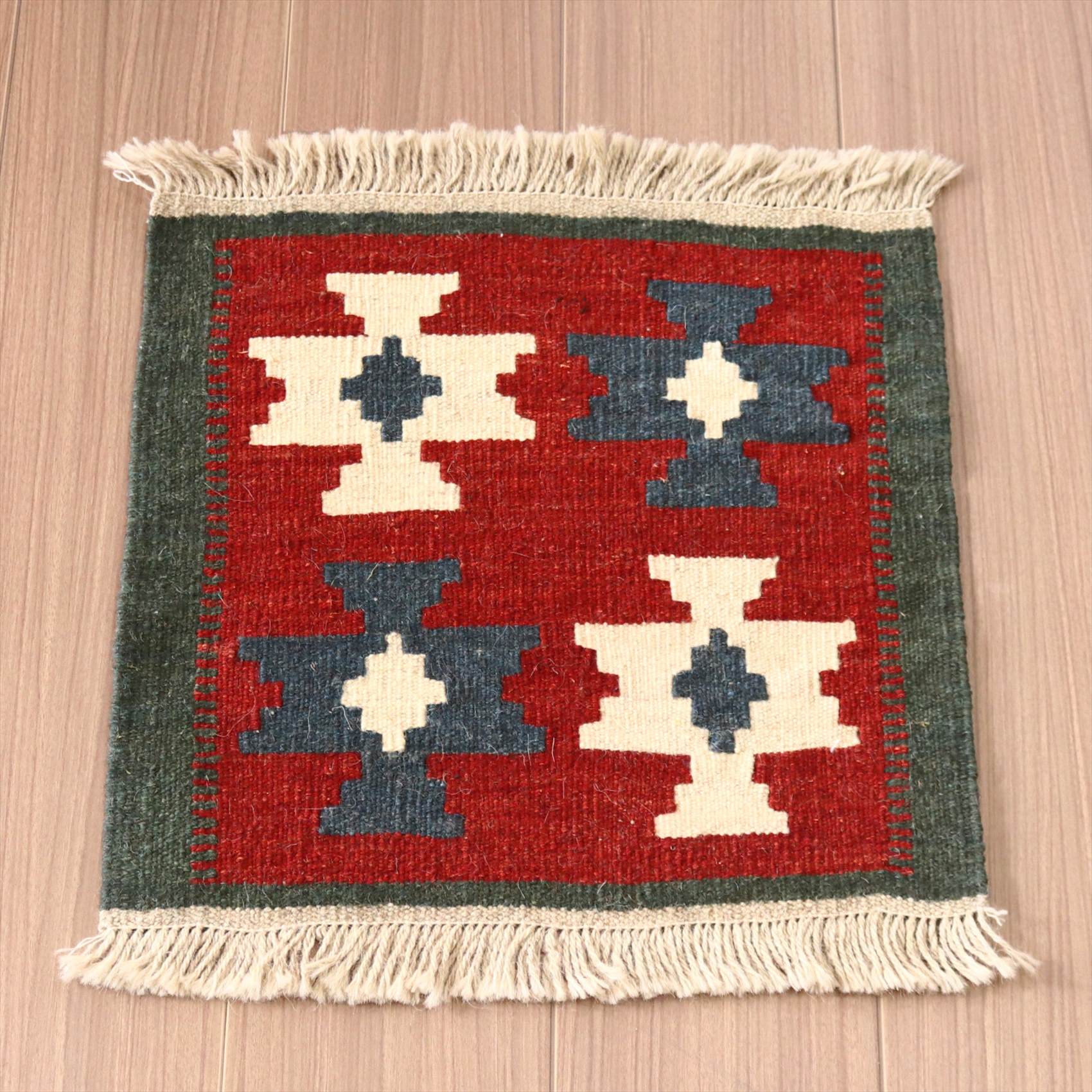 手織りキリム ミニキリム　イラン製 41×42cm  カシュカイ族 レッド