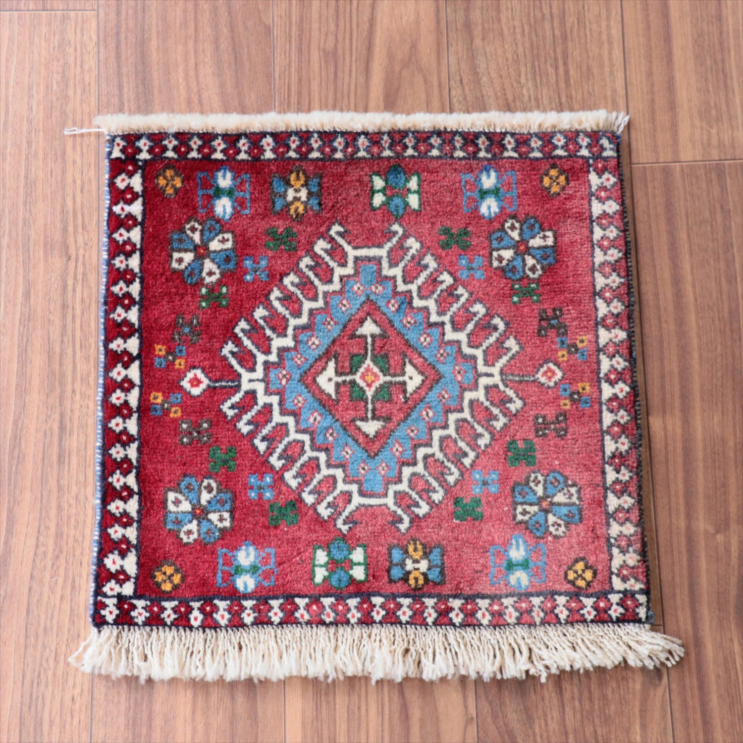 ヤラメ 手織りラグ 42×45cm 　ミニサイズ /トライバルラグ