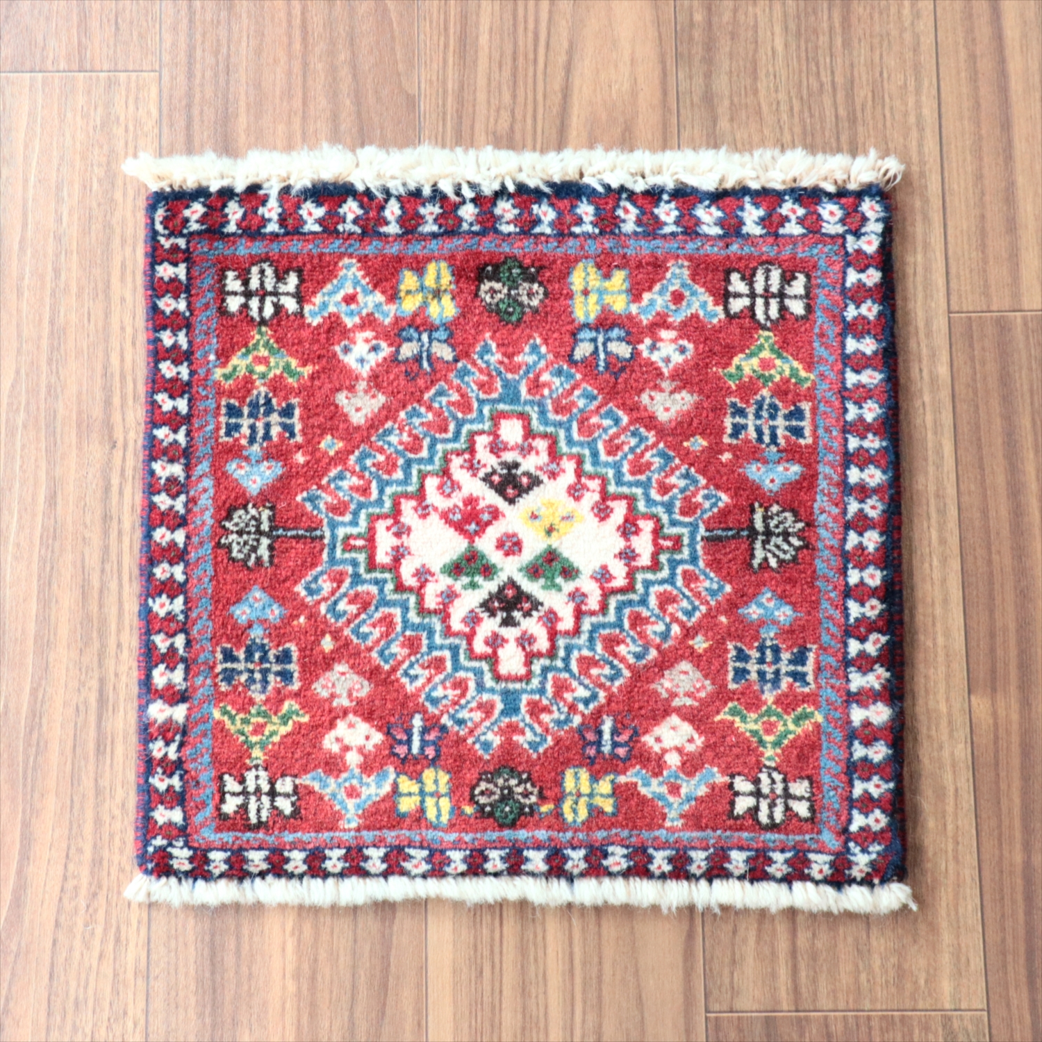 ヤラメ 手織りラグ 40×42cm 　ミニサイズ /トライバルラグ