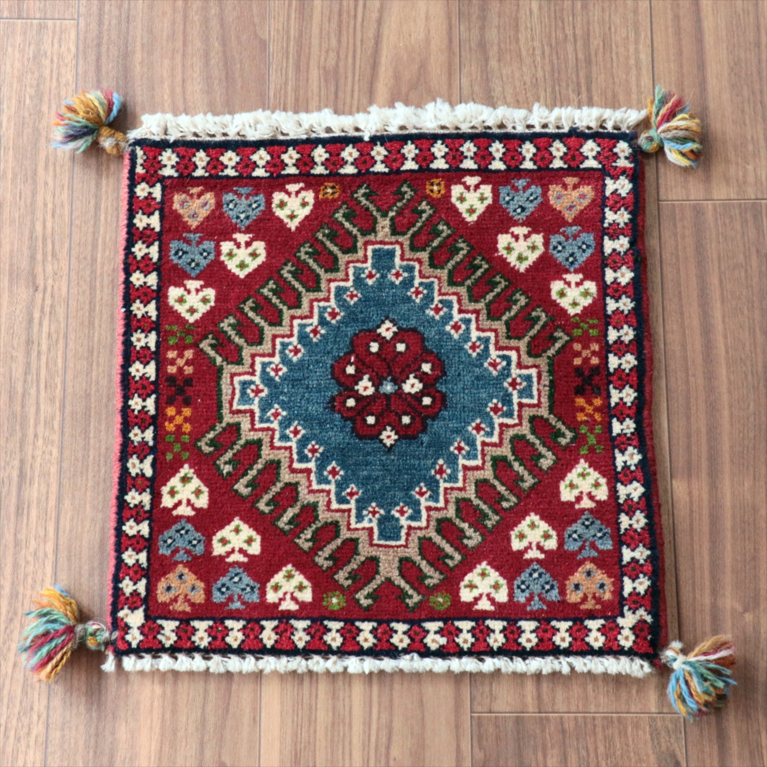 ヤラメ 手織りラグ 40×40cm 　ミニサイズ /トライバルラグ