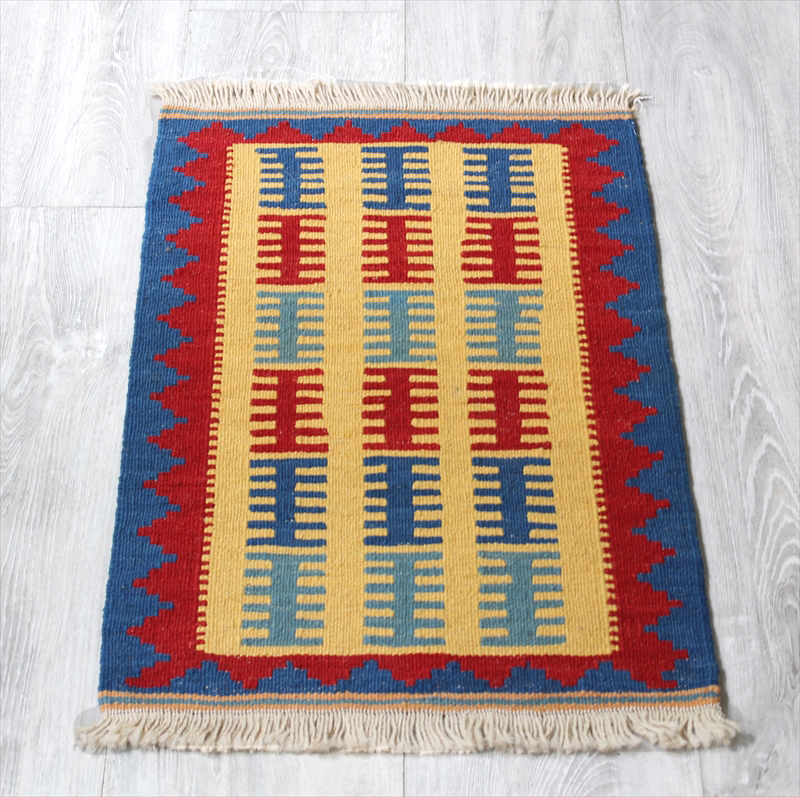 カシュカイ族のミニキリム シラーズ61×39cm ダスタファリン