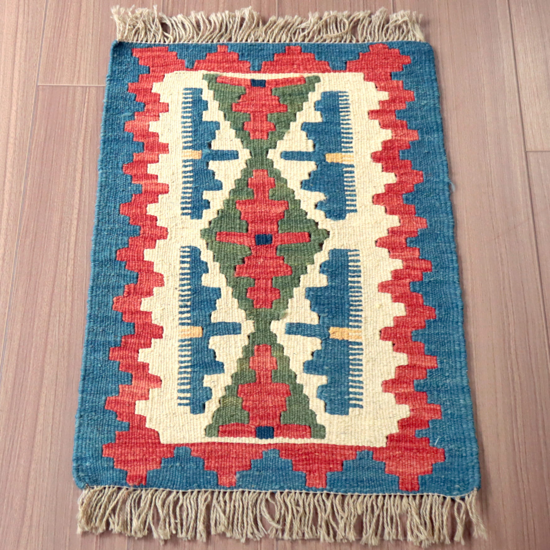 キリム カシュカイ族の手織りキリム 61×42cm カラフルモチーフ