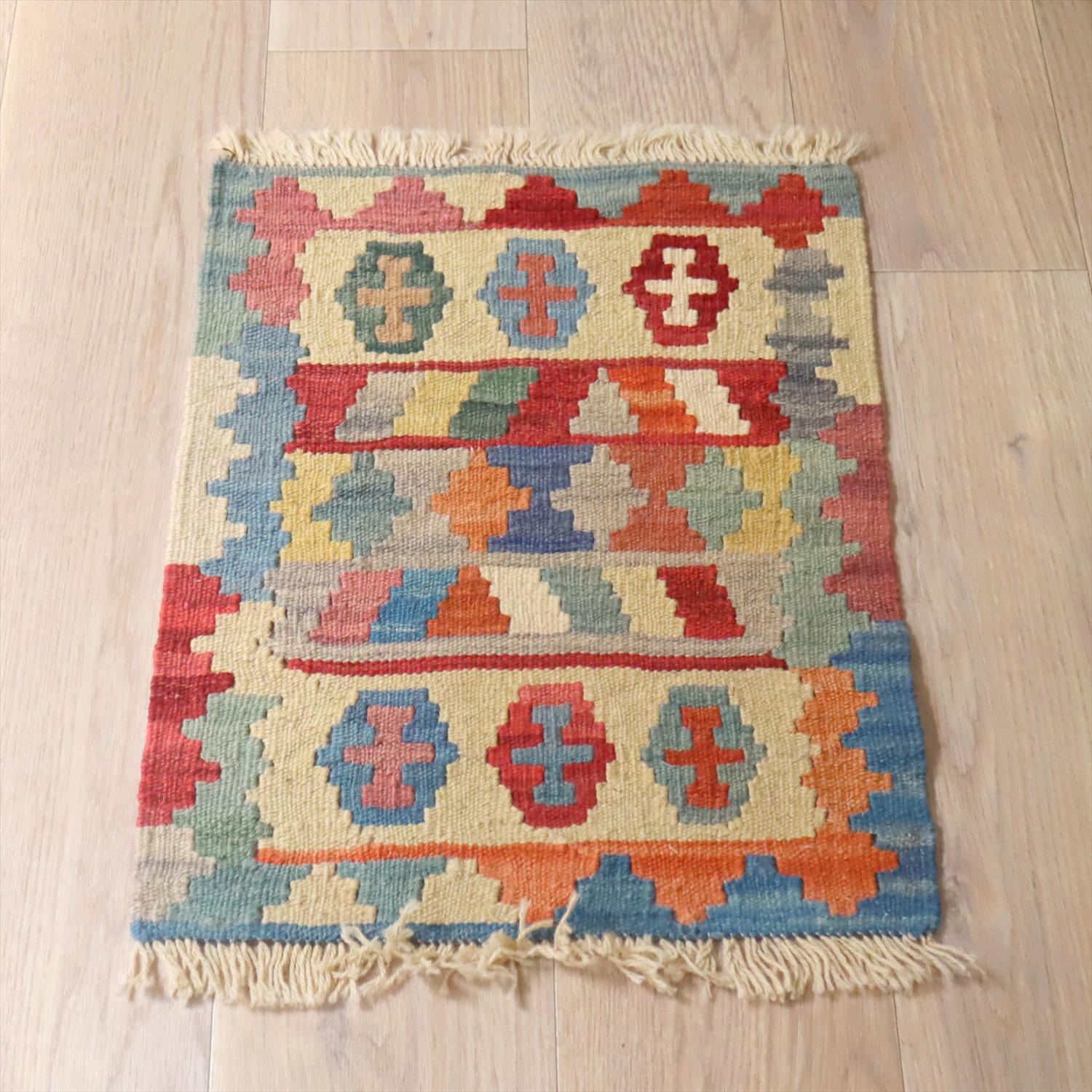 手織りキリム　55×44cm イラン南部シラーズ