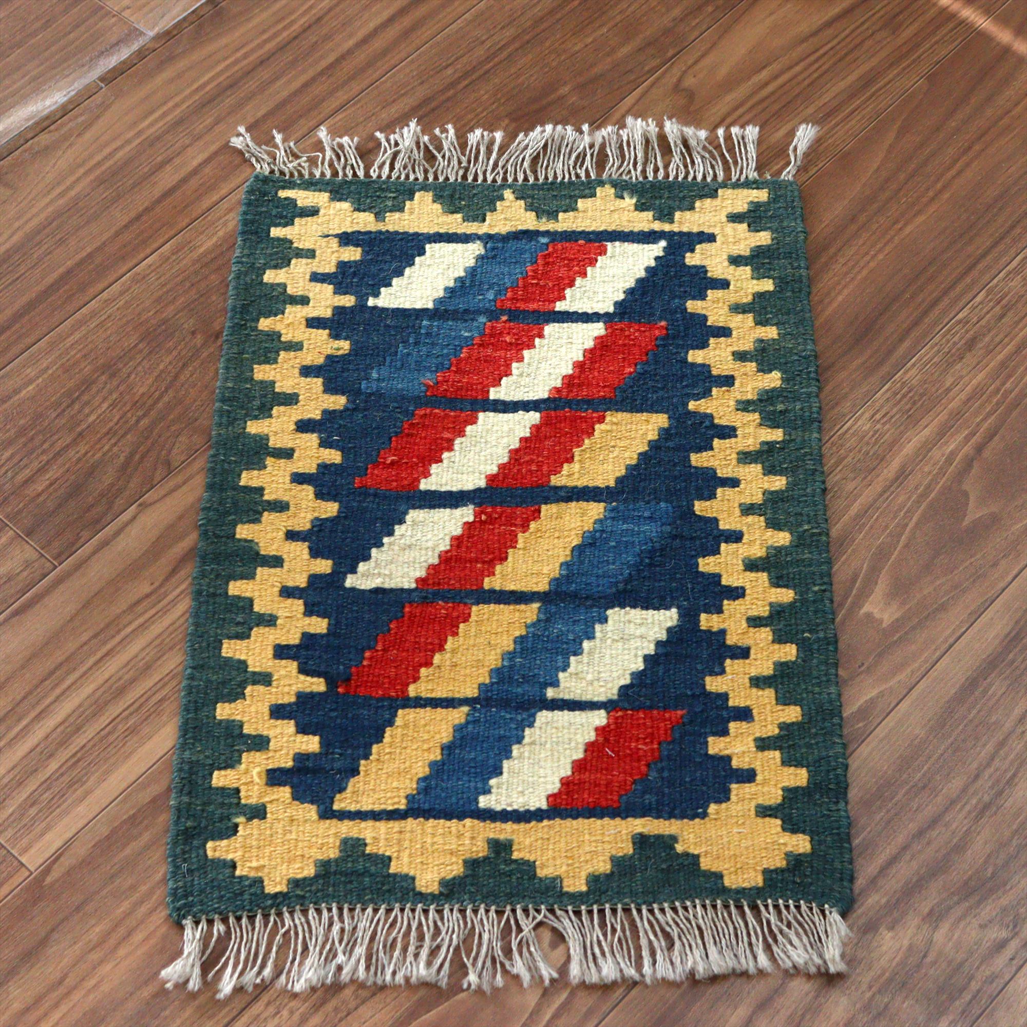 イランの手織りキリム シラーズ56×40cm