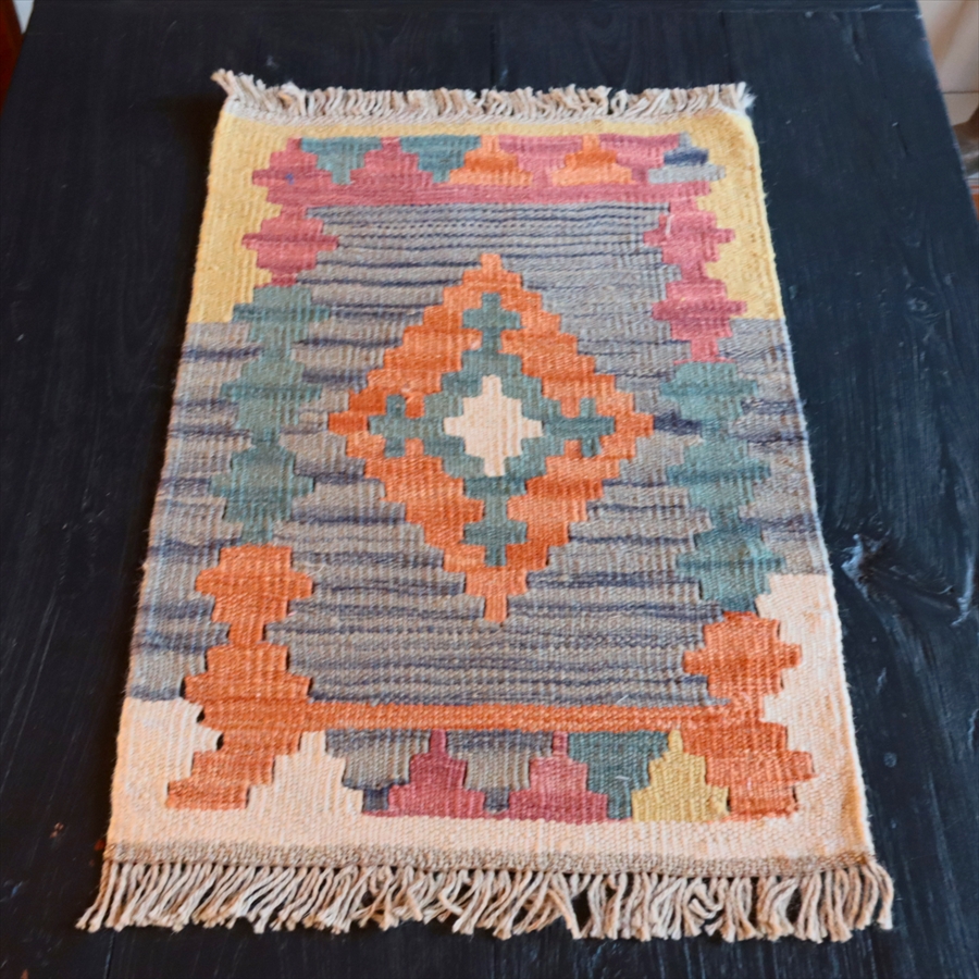 手織りキリム イラン南部シラーズ62×41cm ウール100% 一点もの