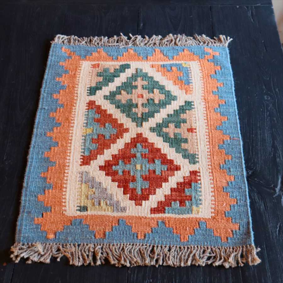 手織りキリム イラン南部シラーズ55×43cm ウール100% 一点もの