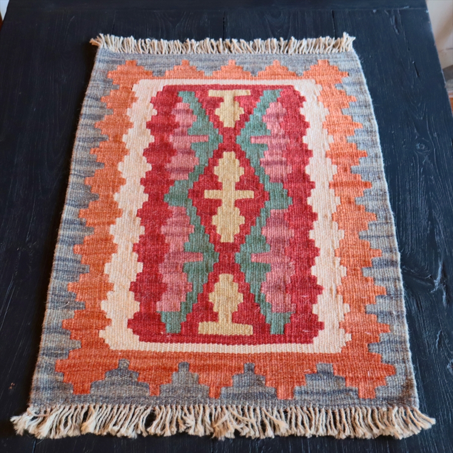 手織りキリム イラン南部シラーズ65×46cm ウール100% 一点もの