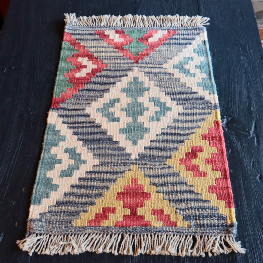 手織りキリム イラン南部シラーズ63×42cm ウール100% 一点もの