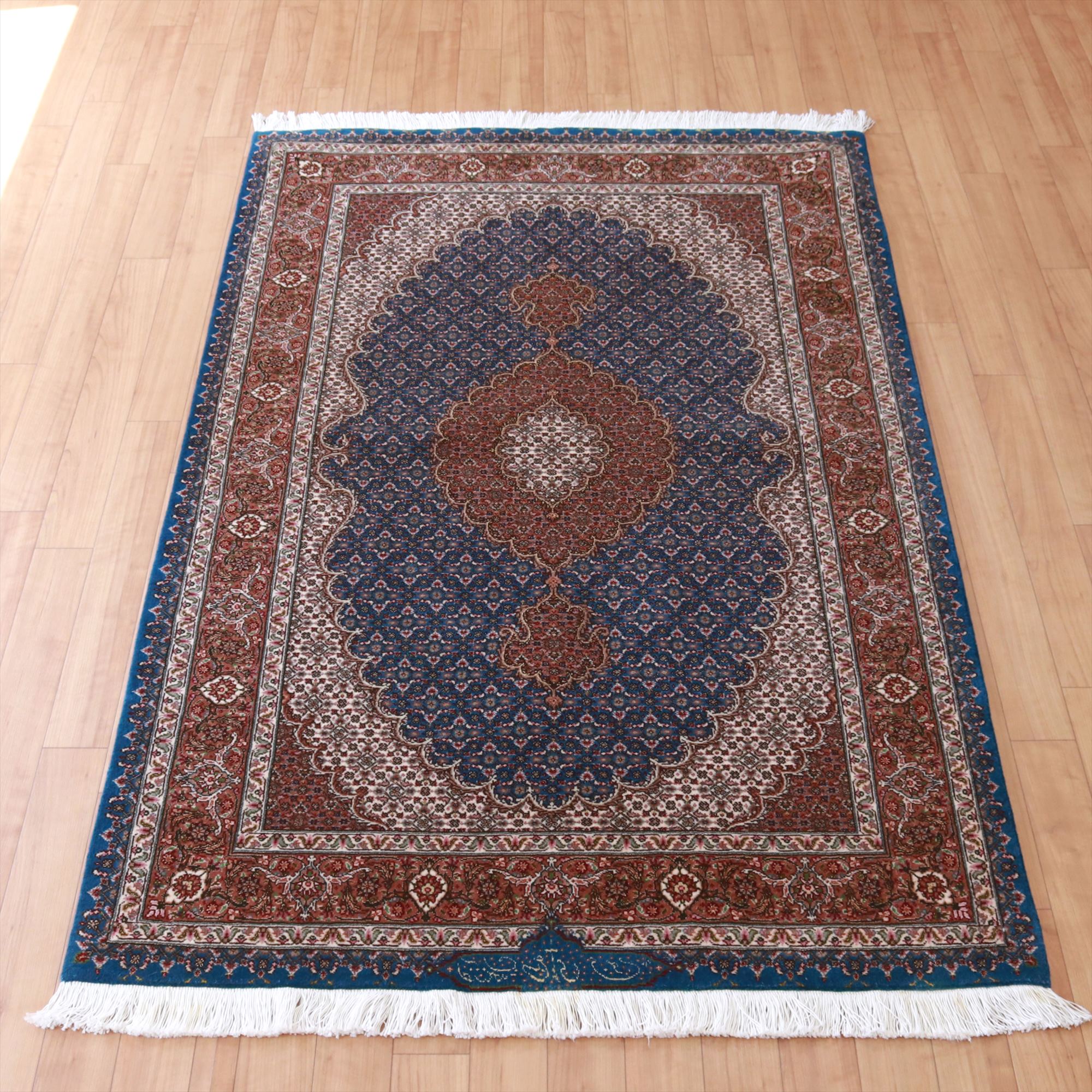 ペルシャ絨毯 タブリーズ産手織りラグ154×100cm トルコブルー＆サーモンピンク　メダリオン マヒ